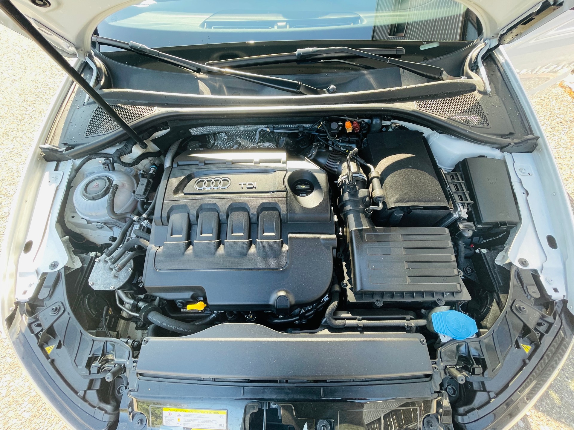 AUDI 2.0 TDI 184 Ambition qu. S-Tr.-image-3