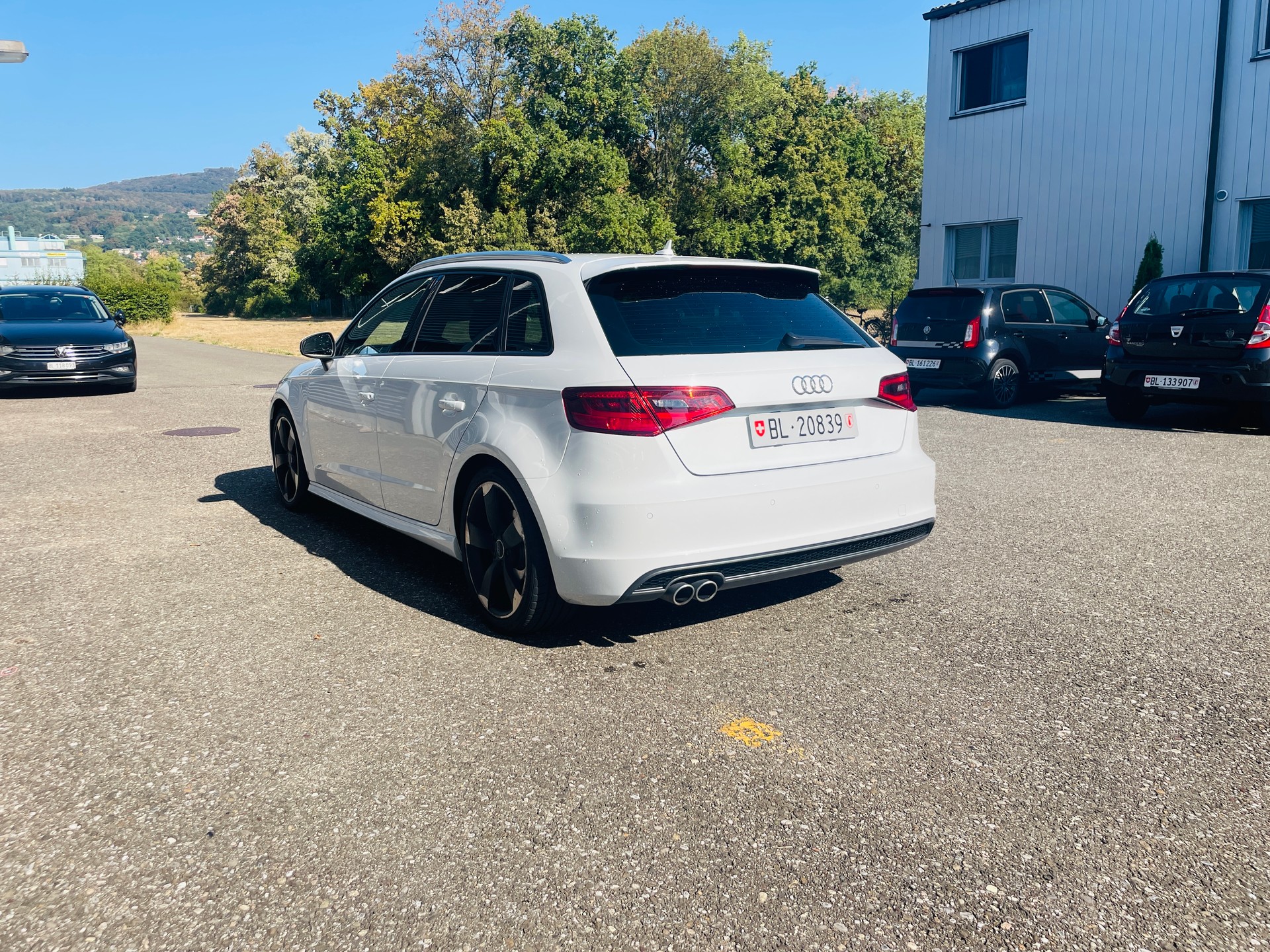 AUDI 2.0 TDI 184 Ambition qu. S-Tr.-image-1