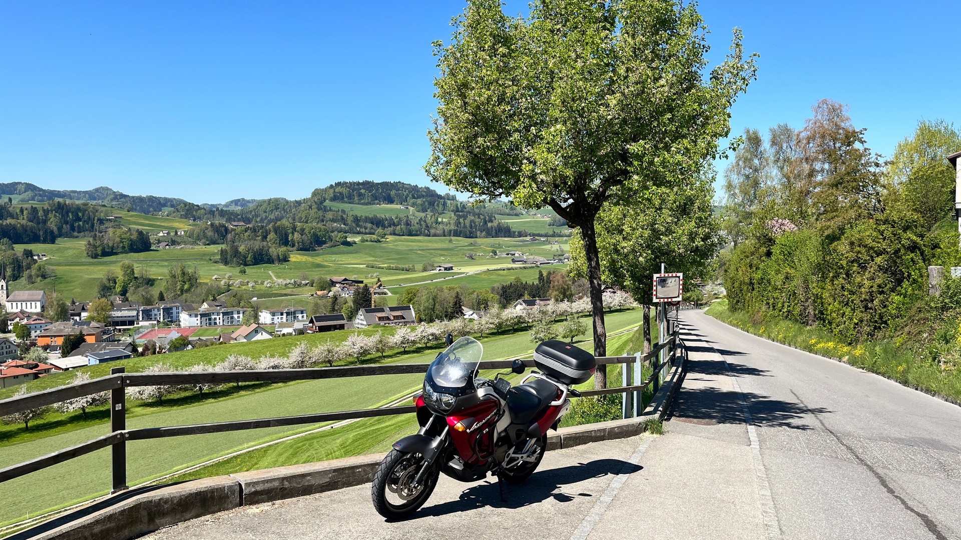 HONDA XL 1000 V Varadero-image-10