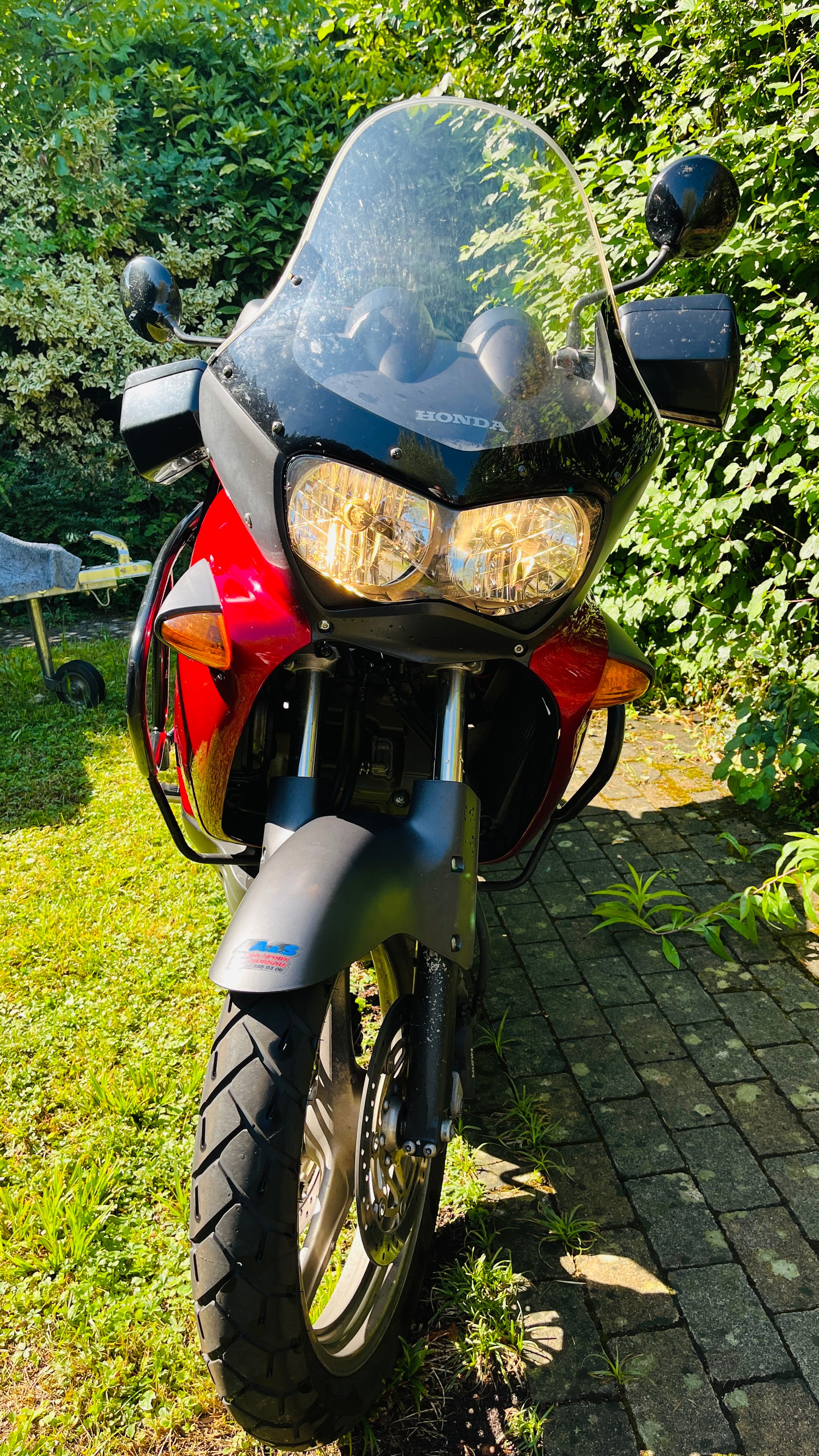 HONDA XL 1000 V Varadero-image-3