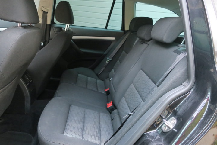 SKODA Octavia Combi 1.8 TSI Adventure 4x4-image-7