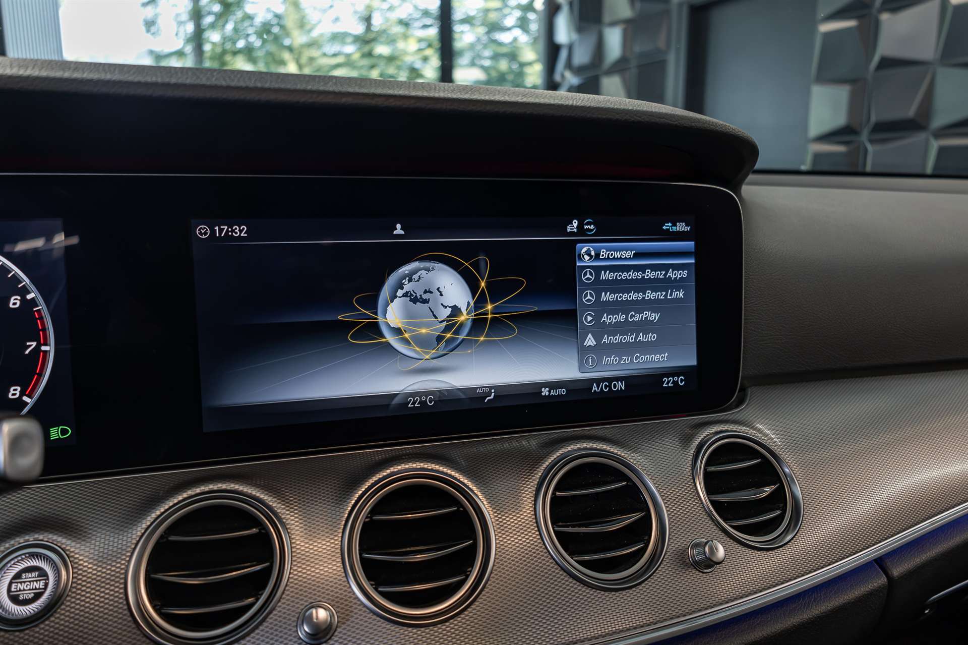 MERCEDES-BENZ E 200 Avantgarde 4 Matic 9G-Tronic-image-15