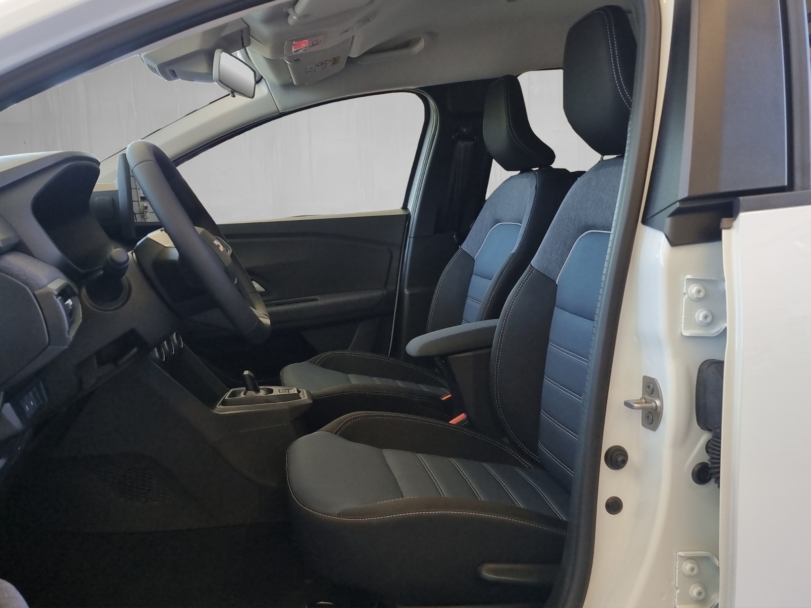 DACIA Jogger 1.8 Hybrid Journey 7-Plätze-image-6