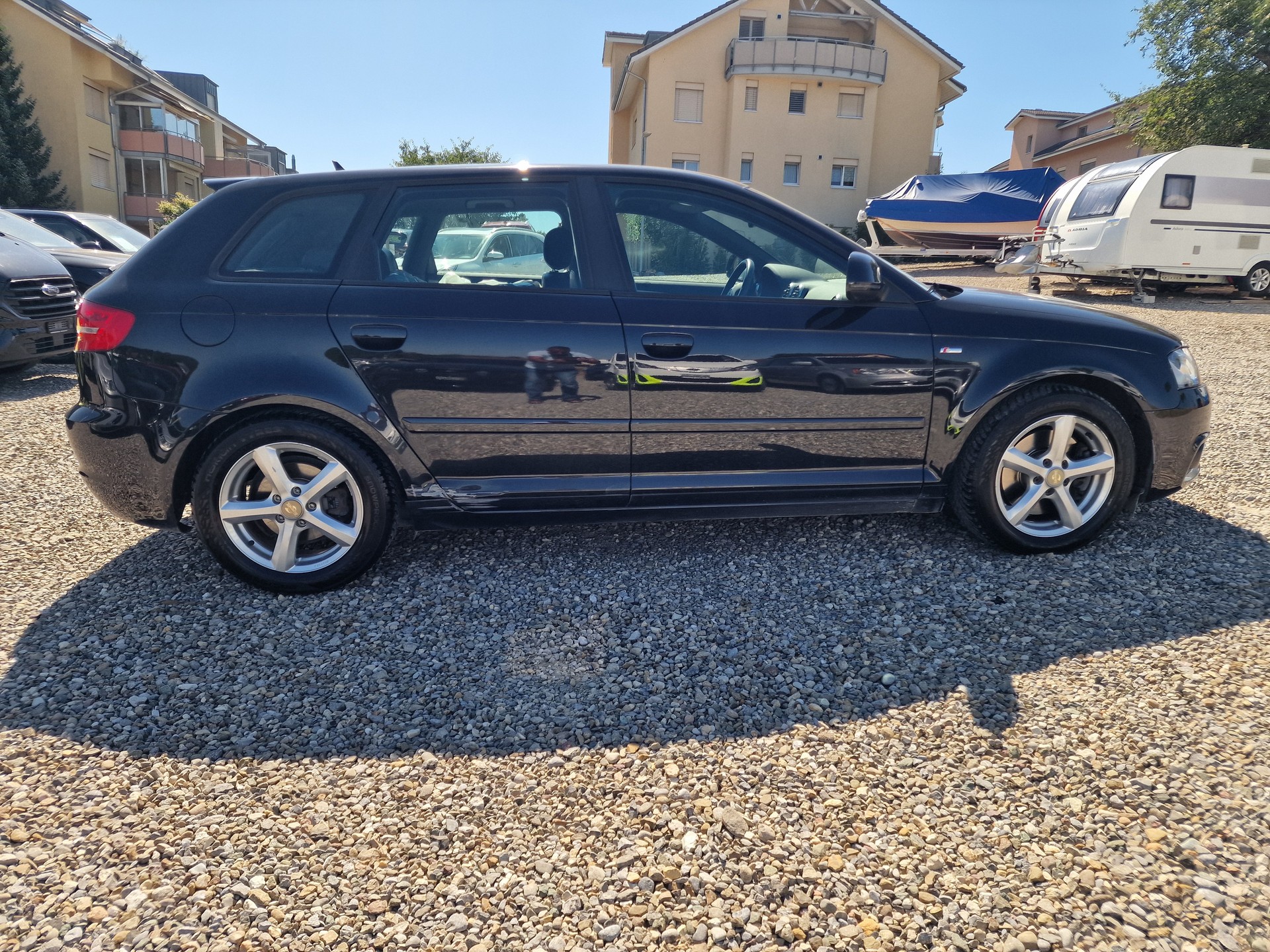 AUDI A3 Sportback 2.0 TFSI Ambiente quattro S-tronic S-Line-image-5