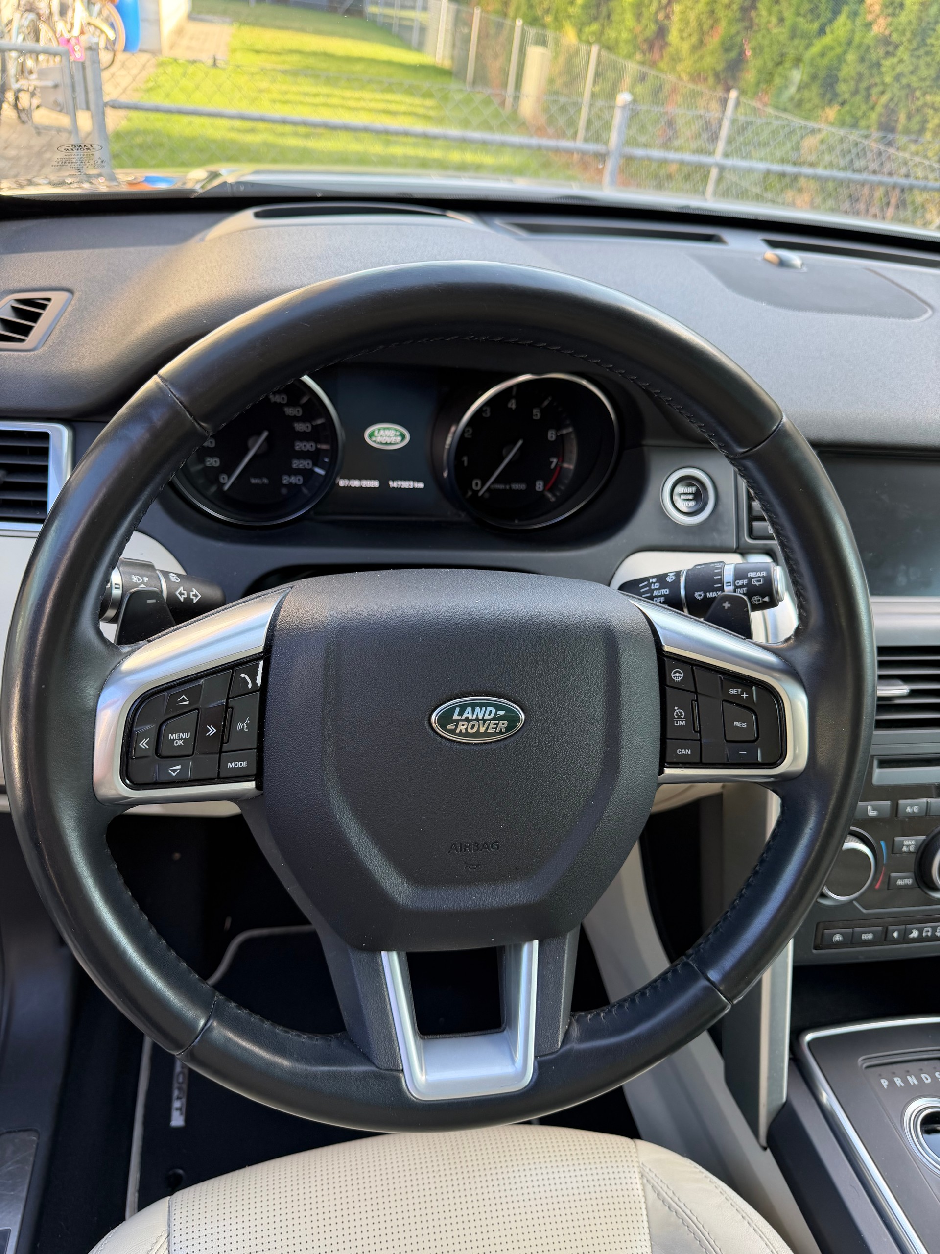 LAND ROVER Discovery Sport 2.0 Si4 HSE Luxury AT9-image-6