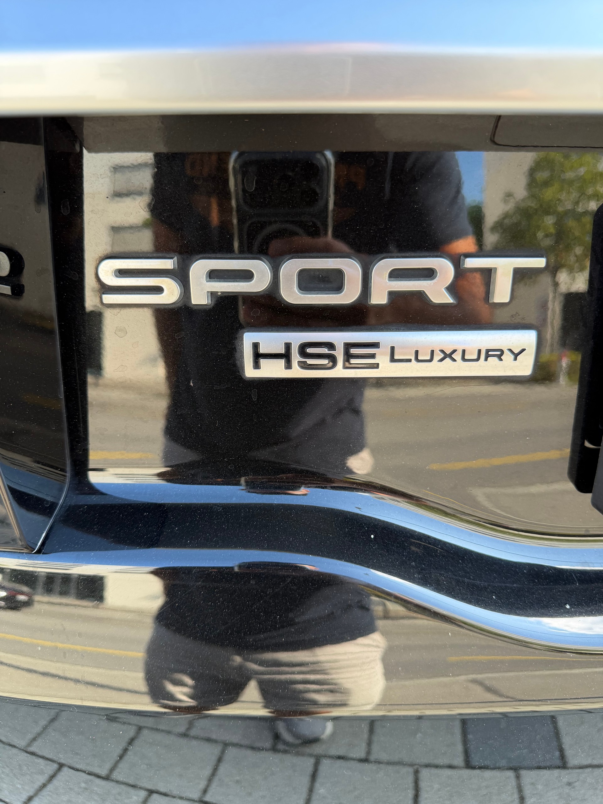 LAND ROVER Discovery Sport 2.0 Si4 HSE Luxury AT9-image-4