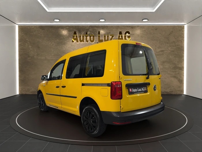 VW Caddy 2.0TDI 4Motion BlueMotion Technology-image-4