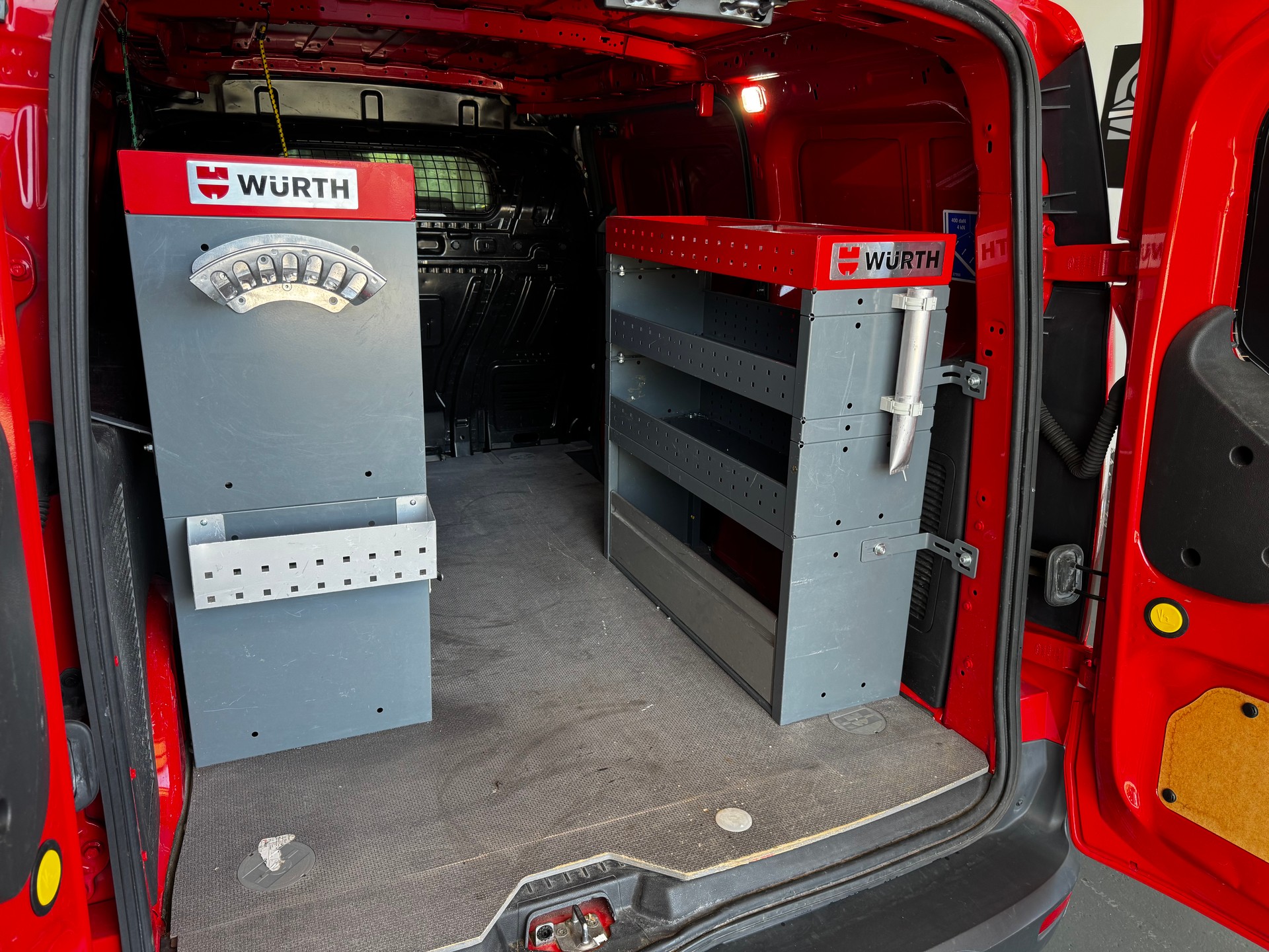 FORD Transit Connect Van T210 1.0 EcoBoost Trend-image-23