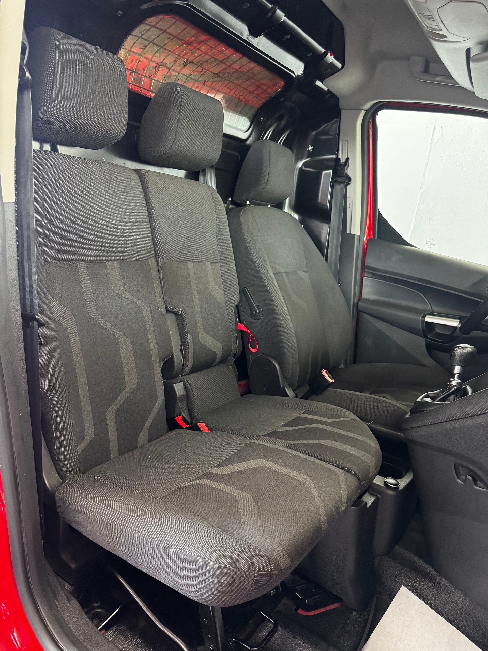 FORD Transit Connect Van T210 1.0 EcoBoost Trend-image-19