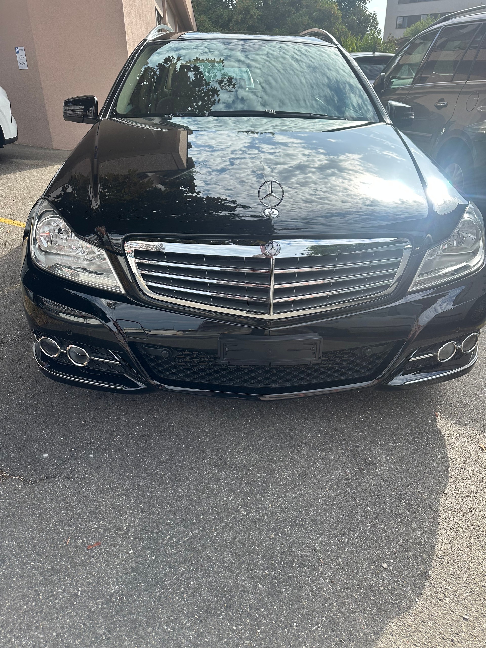 MERCEDES-BENZ C 180 BlueEfficiency 7G-Tronic-image-0