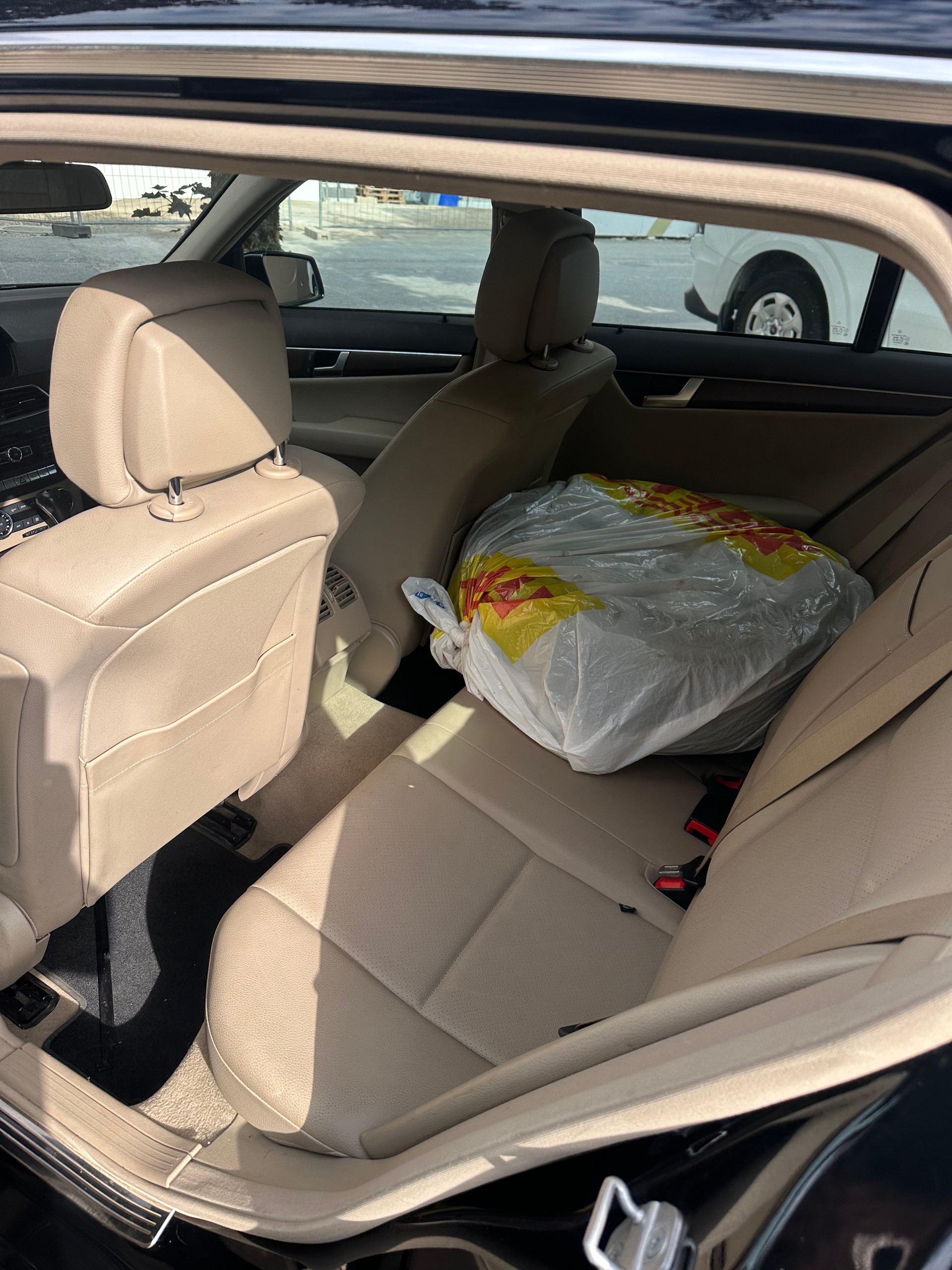 MERCEDES-BENZ C 180 BlueEfficiency 7G-Tronic-image-5