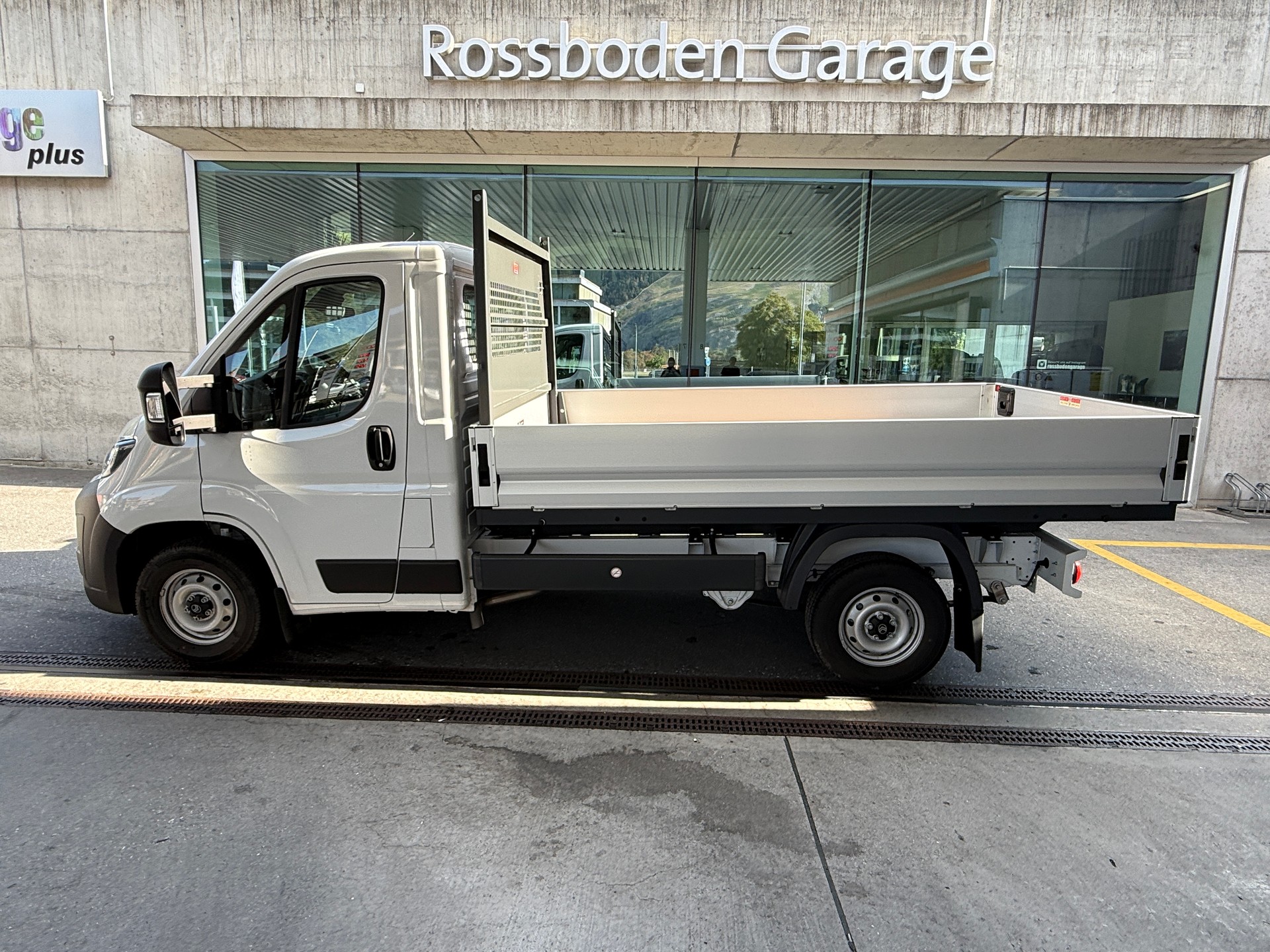 CITROEN Jumper 35 2.2 BlueHDi 120 L2-image-0