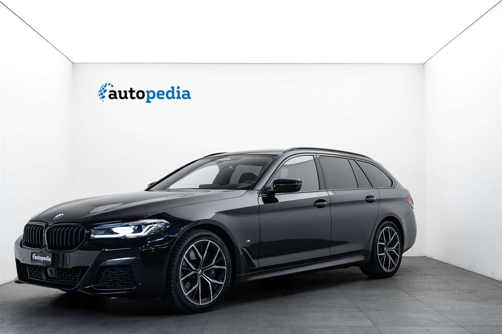 BMW BMW 540d xDrive 48V Touring M Sport Steptronic