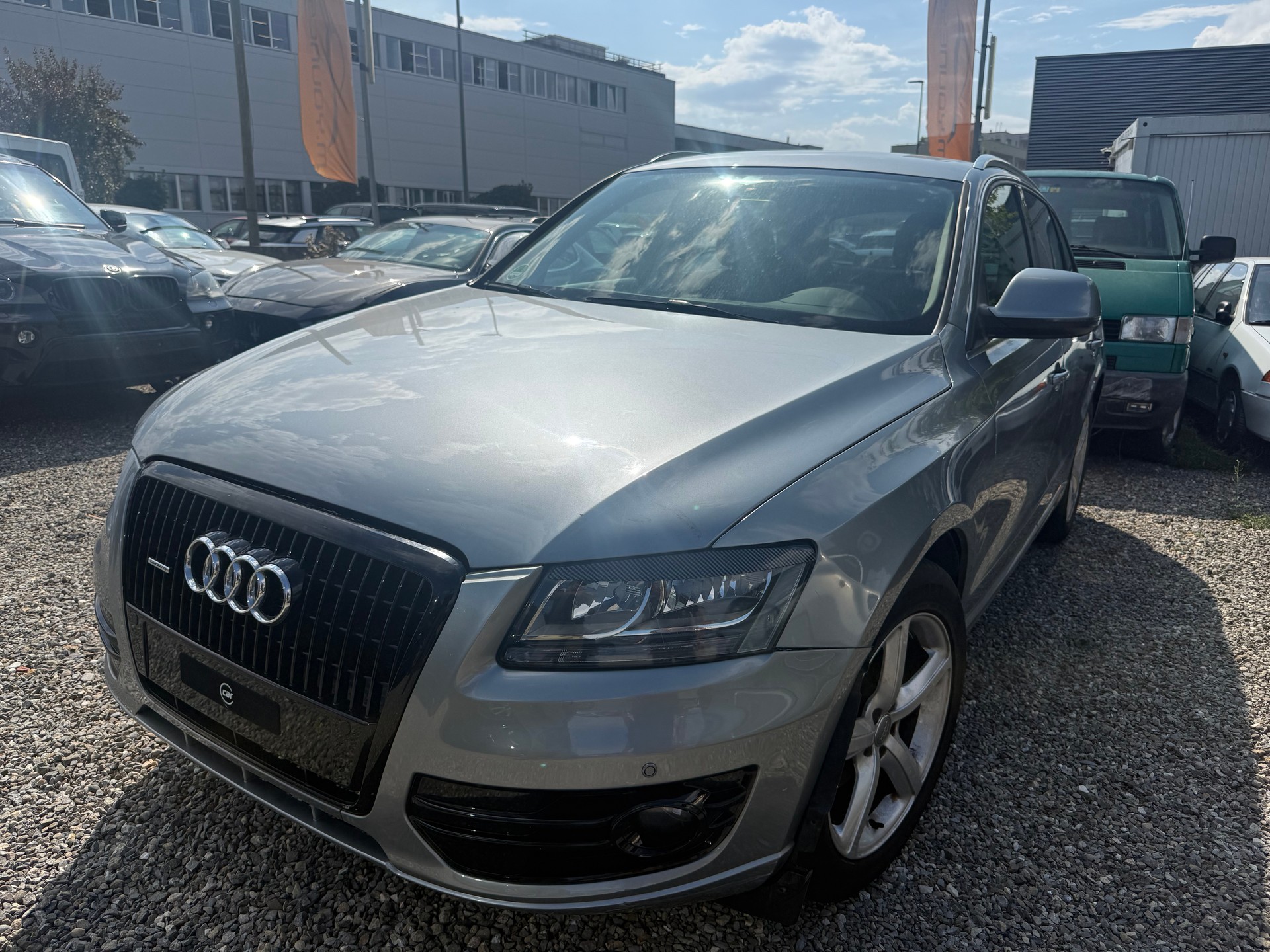 AUDI Q5 2.0 TFSI quattro-image-0