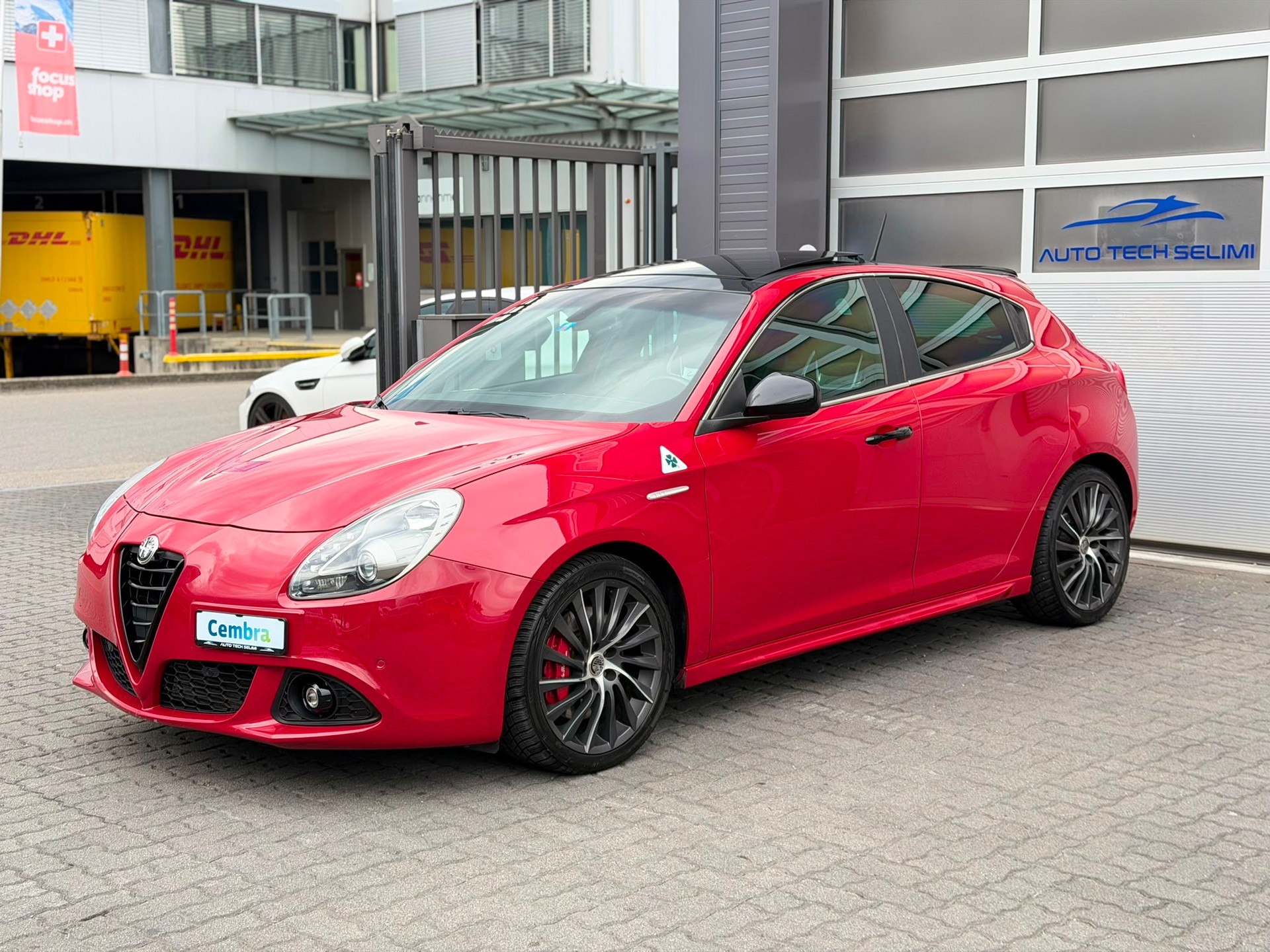 ALFA ROMEO Giulietta 1750 TBi Quadrifoglio Verde TCT-image-3