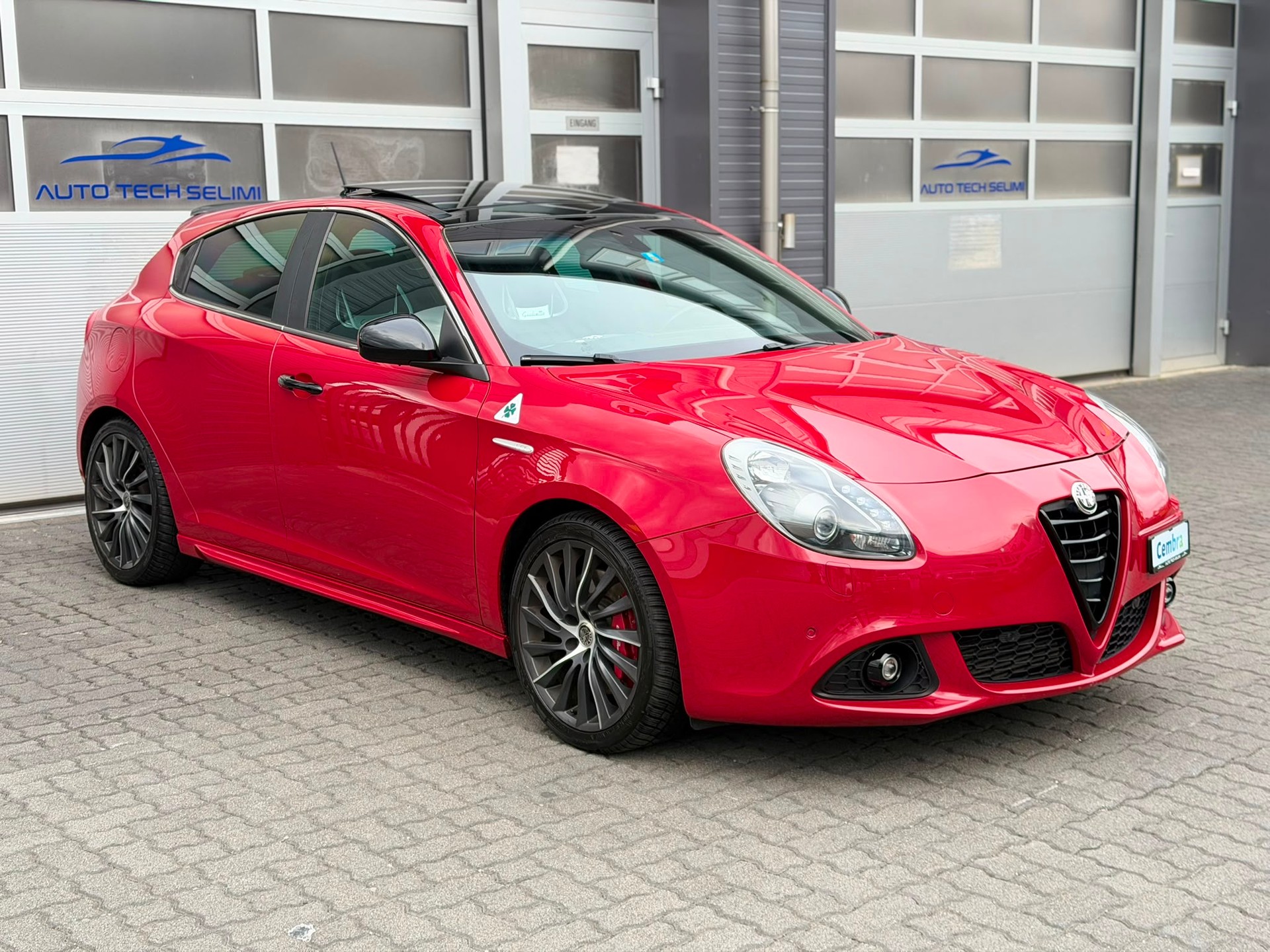ALFA ROMEO Giulietta 1750 TBi Quadrifoglio Verde TCT-image-5
