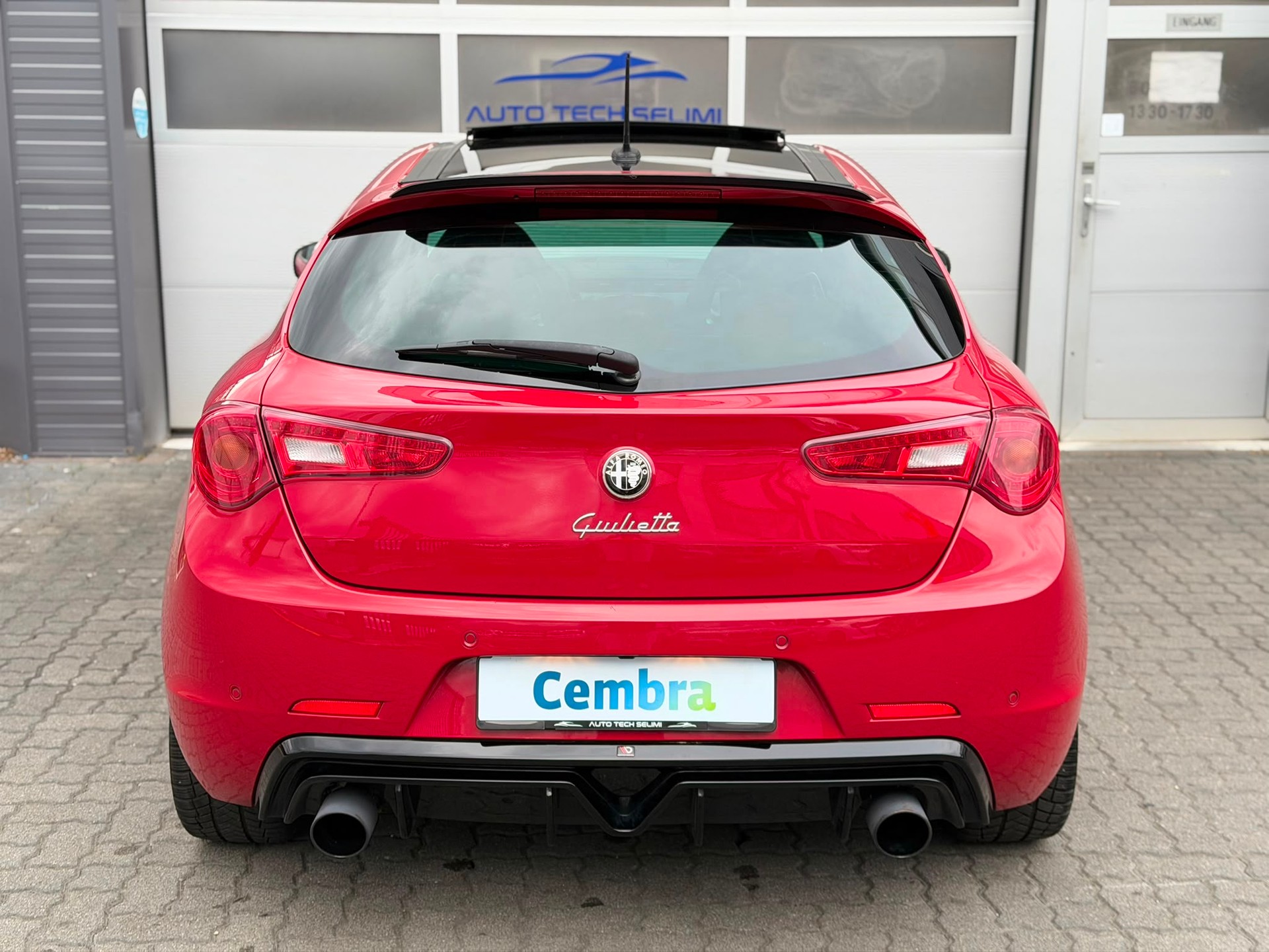 ALFA ROMEO Giulietta 1750 TBi Quadrifoglio Verde TCT-image-9