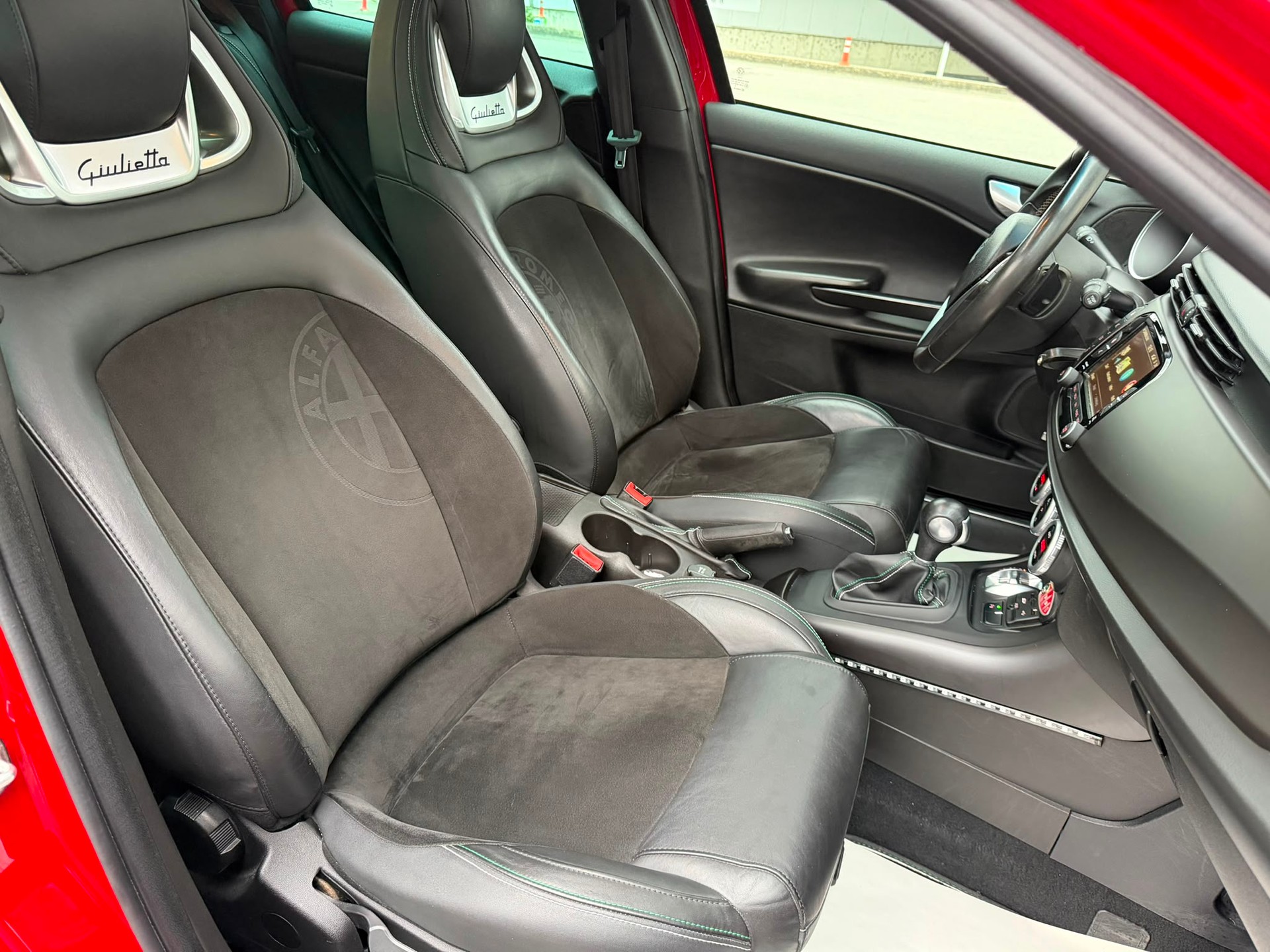 ALFA ROMEO Giulietta 1750 TBi Quadrifoglio Verde TCT-image-20