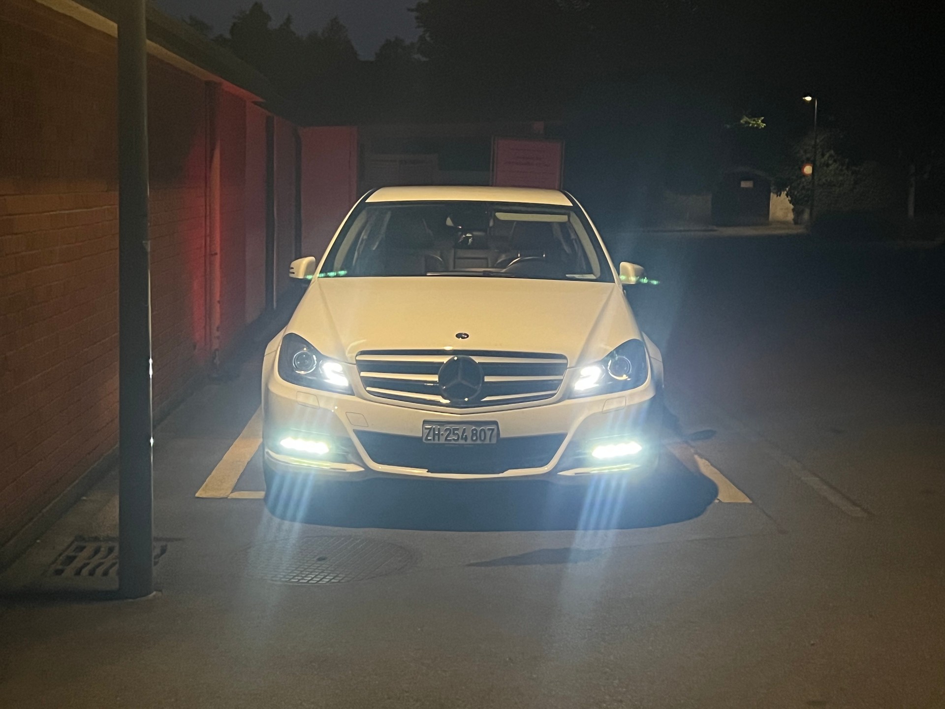 MERCEDES-BENZ C 350 V6 BlueEF AVANTGARDE 4matic-image-4