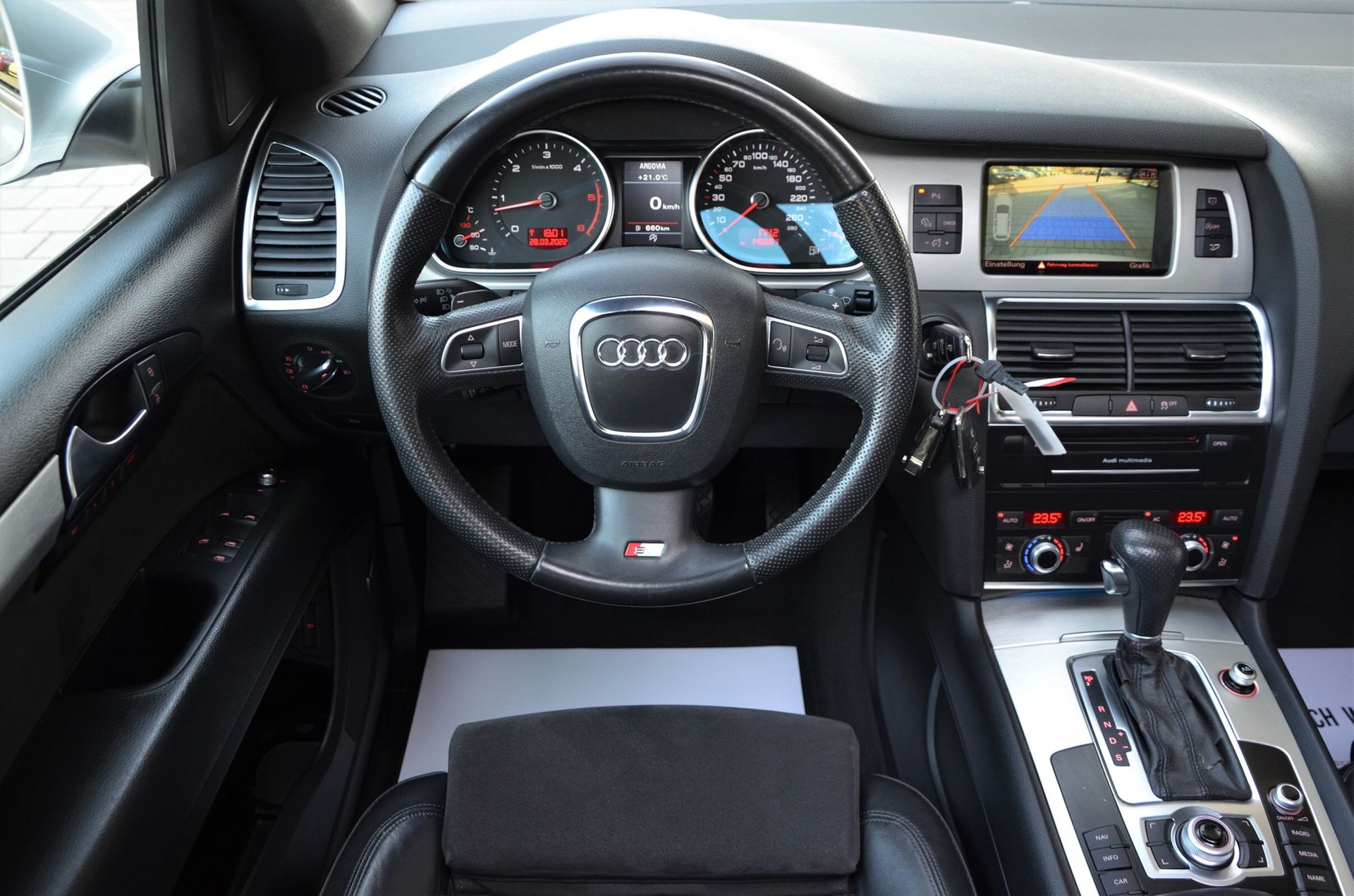 AUDI Q7 3.0 TDI quattro tiptronic-image-5