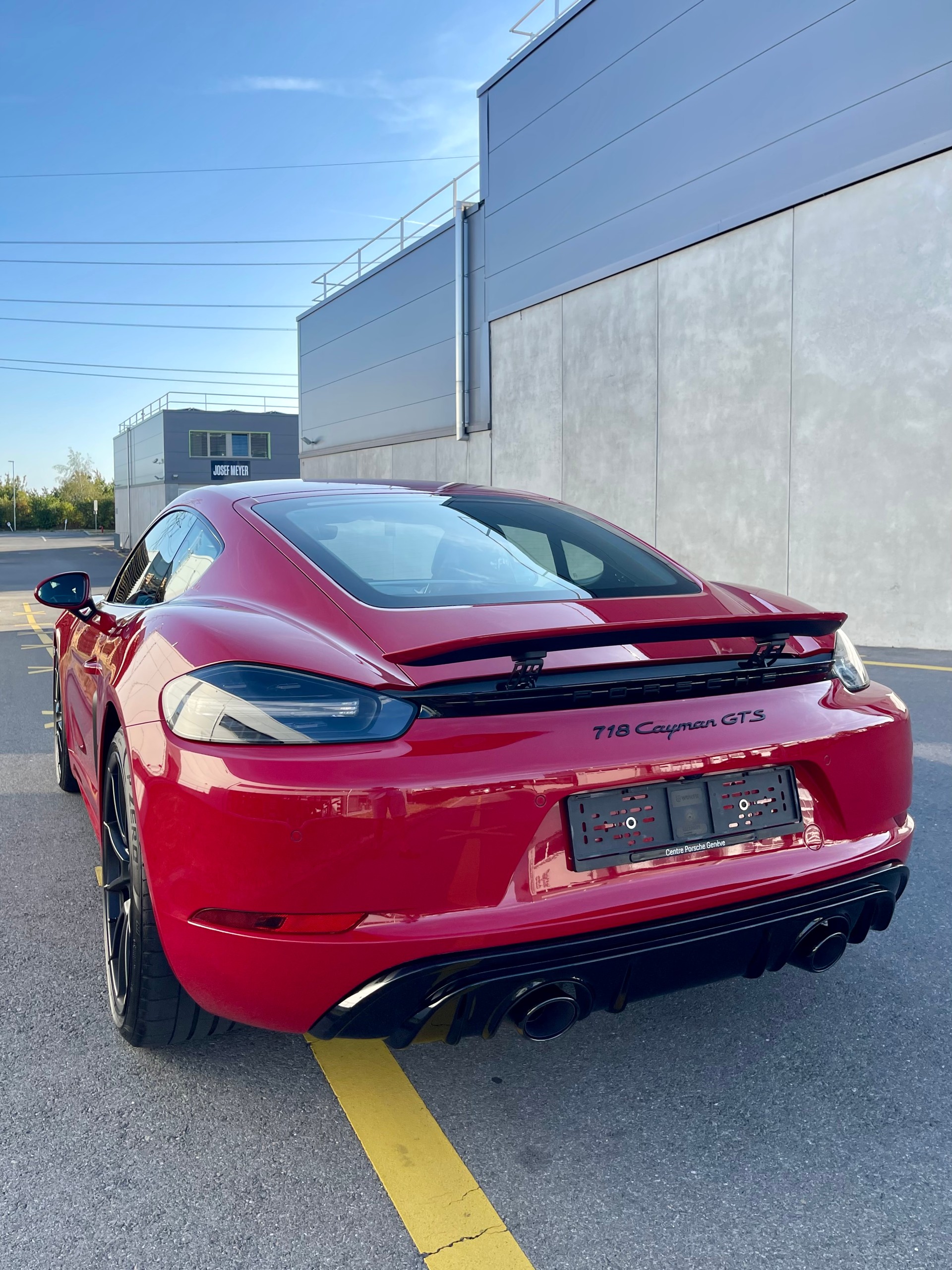 PORSCHE 718 Cayman GTS 4.0 PDK-image-13