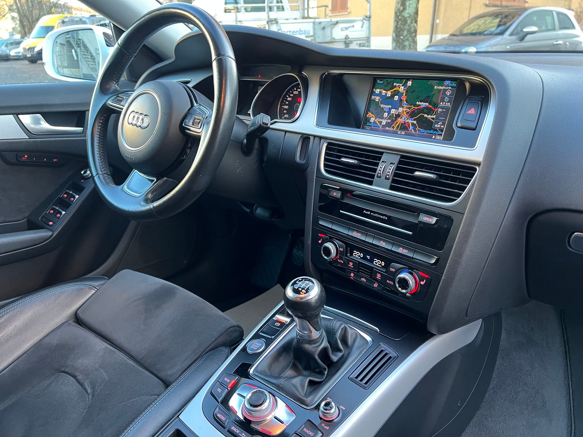 AUDI A5 Sportback 2.0 TDI-image-10