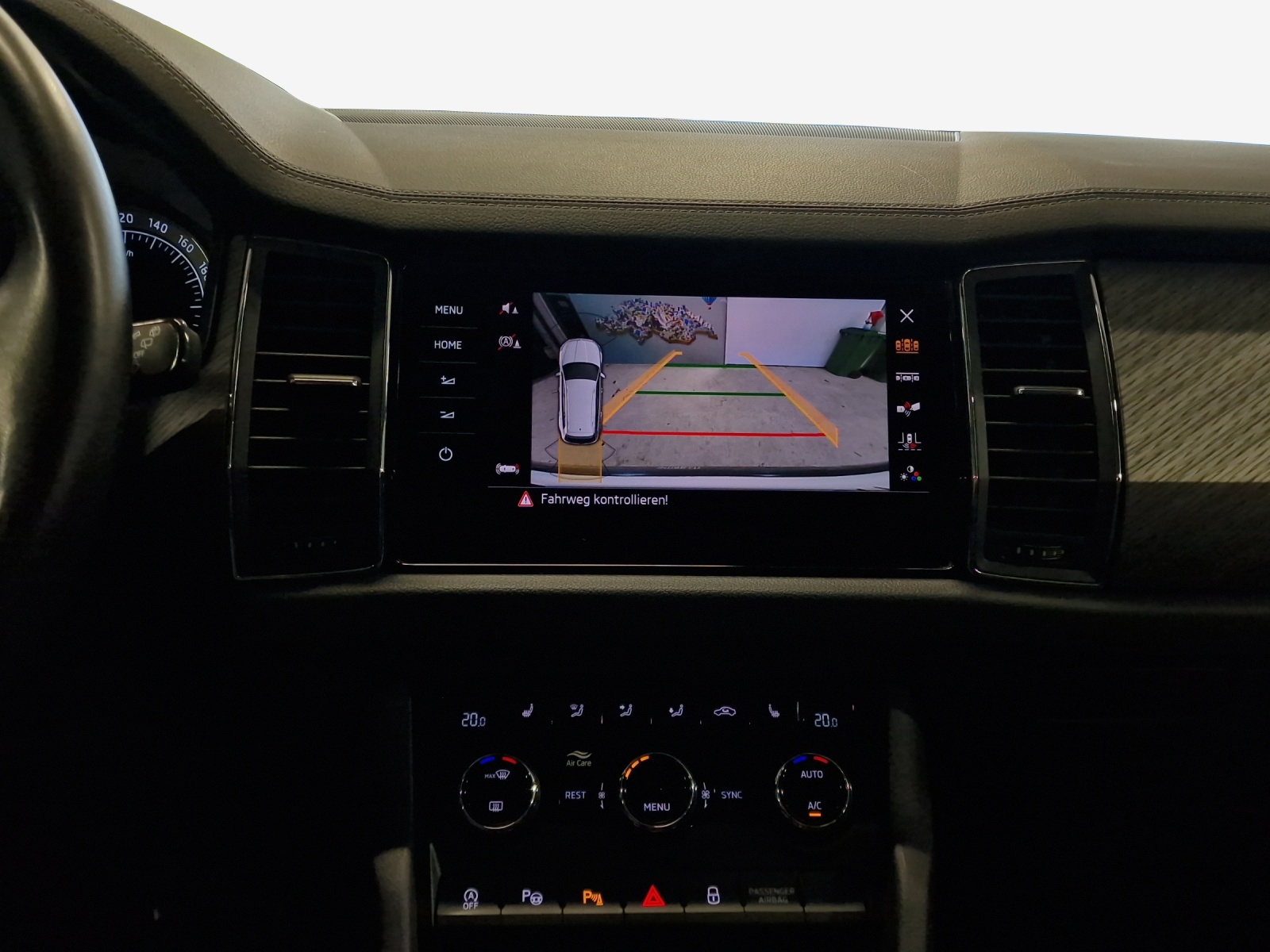 SKODA Kodiaq 2.0 TSI 4x4 Style-image-15