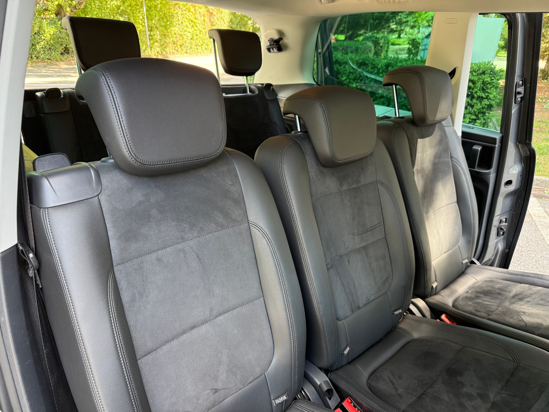VW Sharan 2.0 TDI BMT Highline DSG -7 Places-image-14