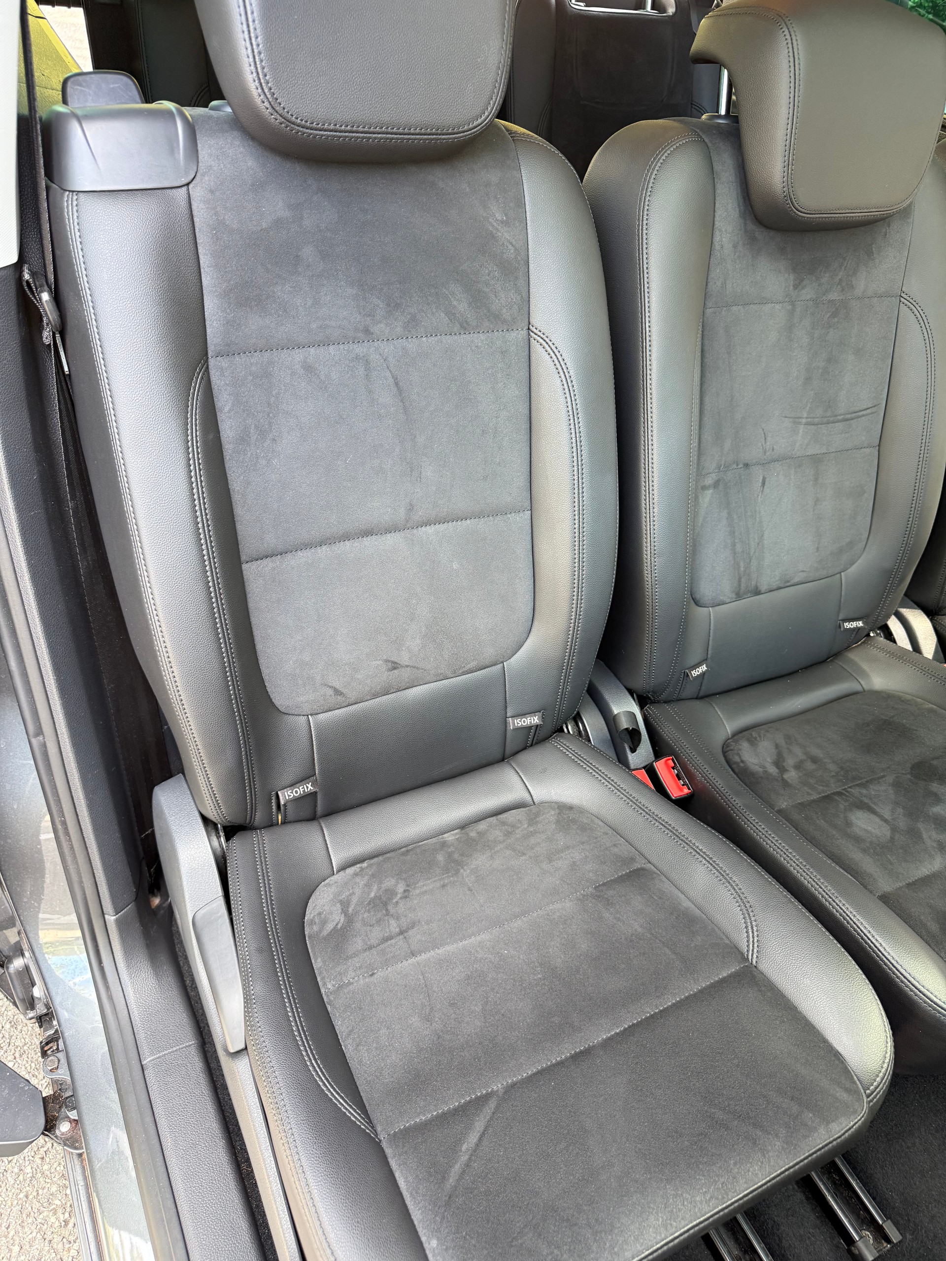VW Sharan 2.0 TDI BMT Highline DSG -7 Places-image-16