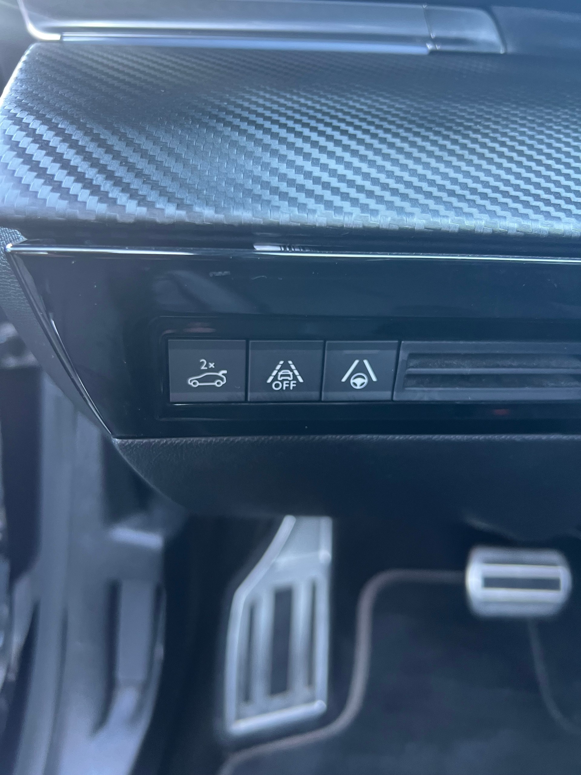PEUGEOT 508 SW 2.0 Blue HDI GT Line EAT8-image-11