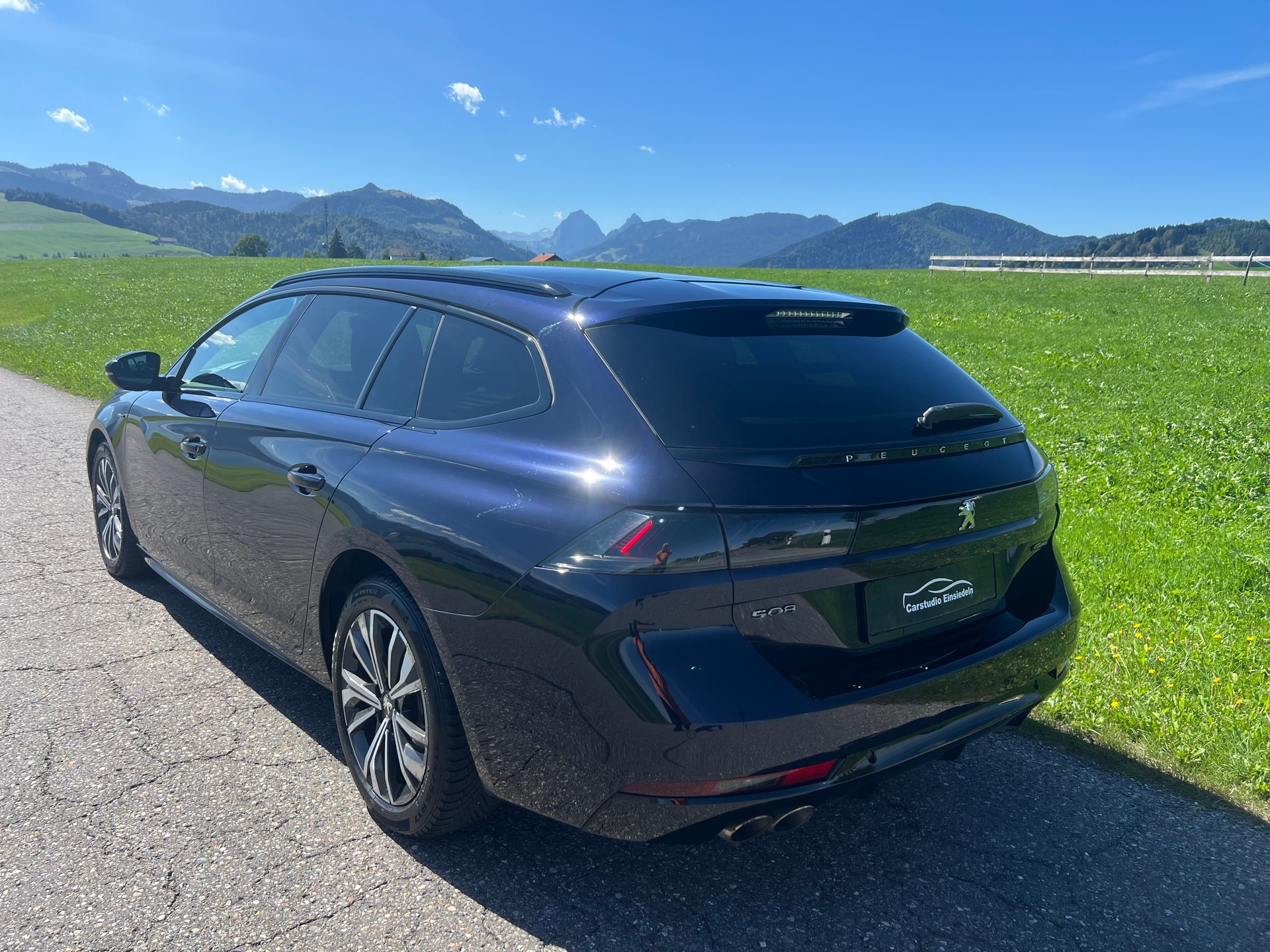 PEUGEOT 508 SW 2.0 Blue HDI GT Line EAT8-image-3