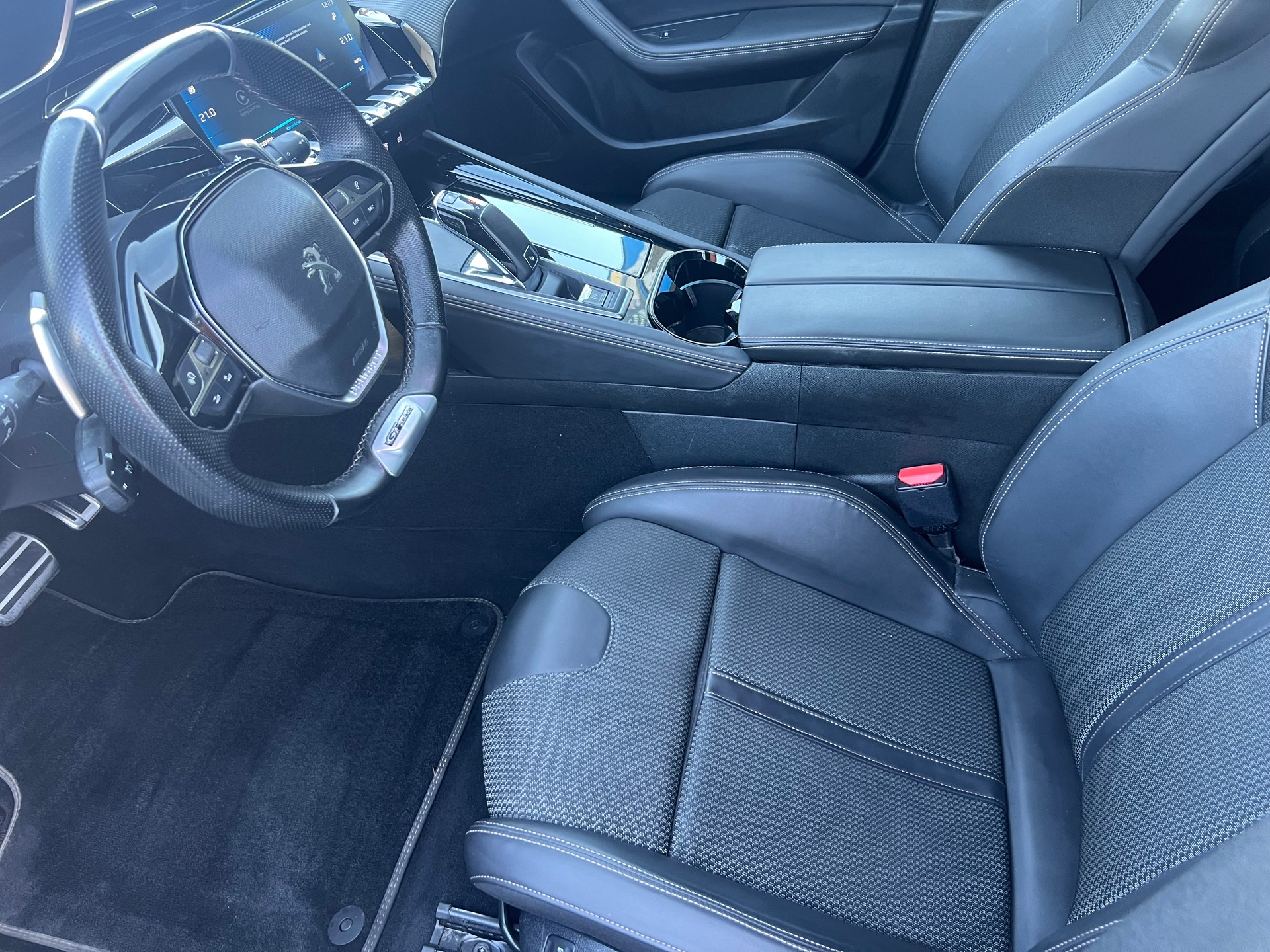 PEUGEOT 508 SW 2.0 Blue HDI GT Line EAT8-image-6