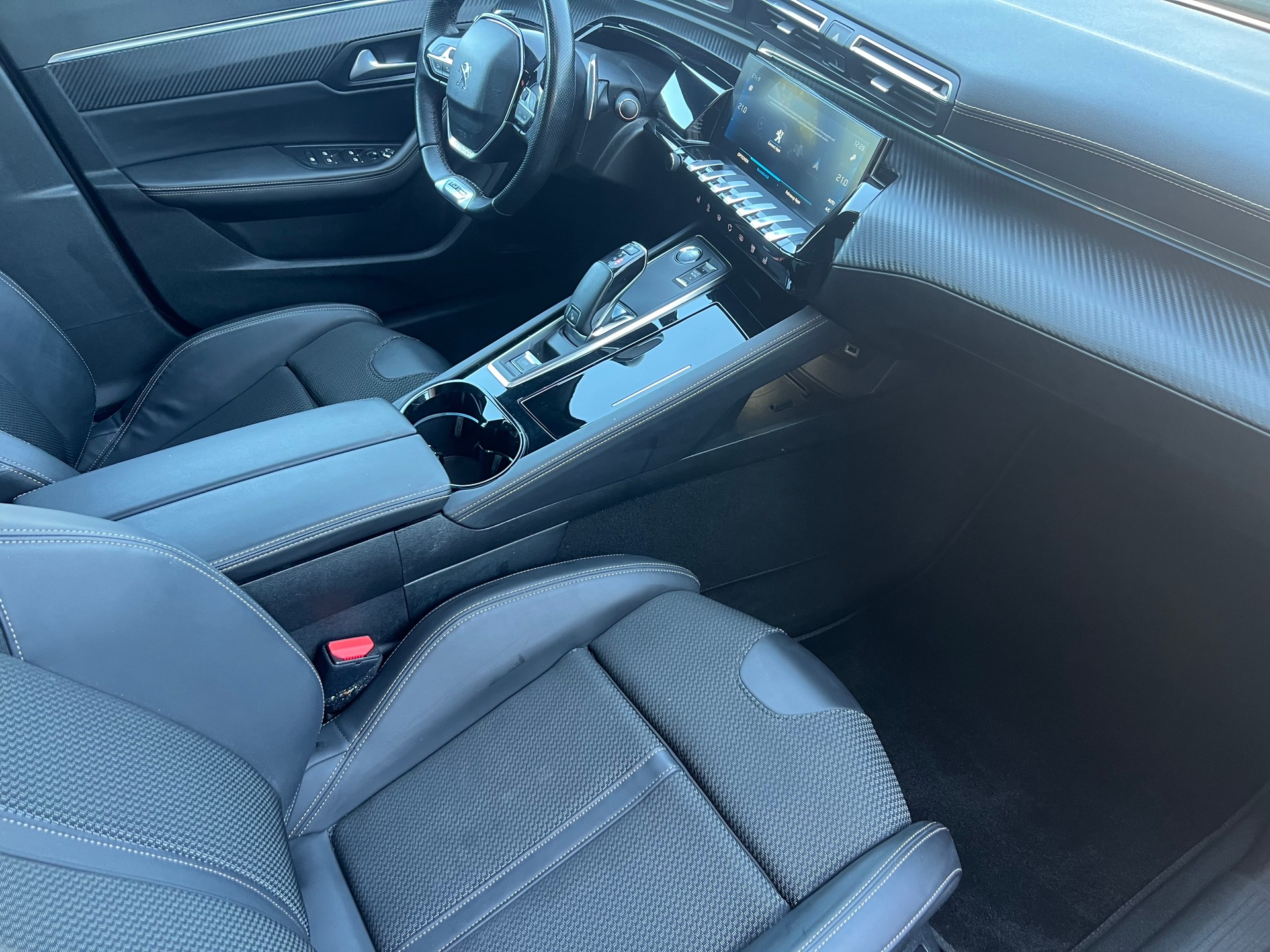 PEUGEOT 508 SW 2.0 Blue HDI GT Line EAT8-image-9
