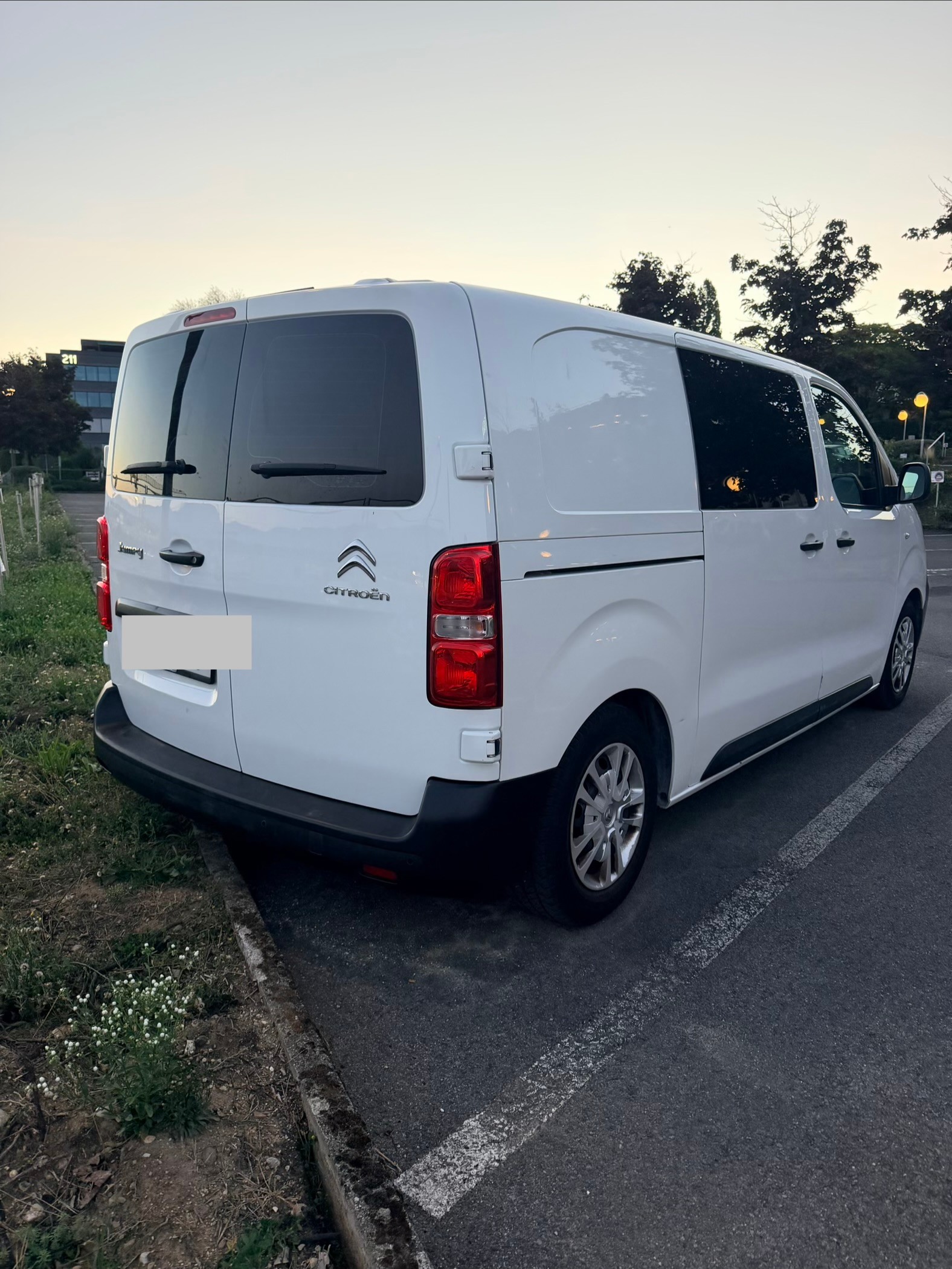 CITROEN 1.6 BlueHDi 95 Komfort-image-1