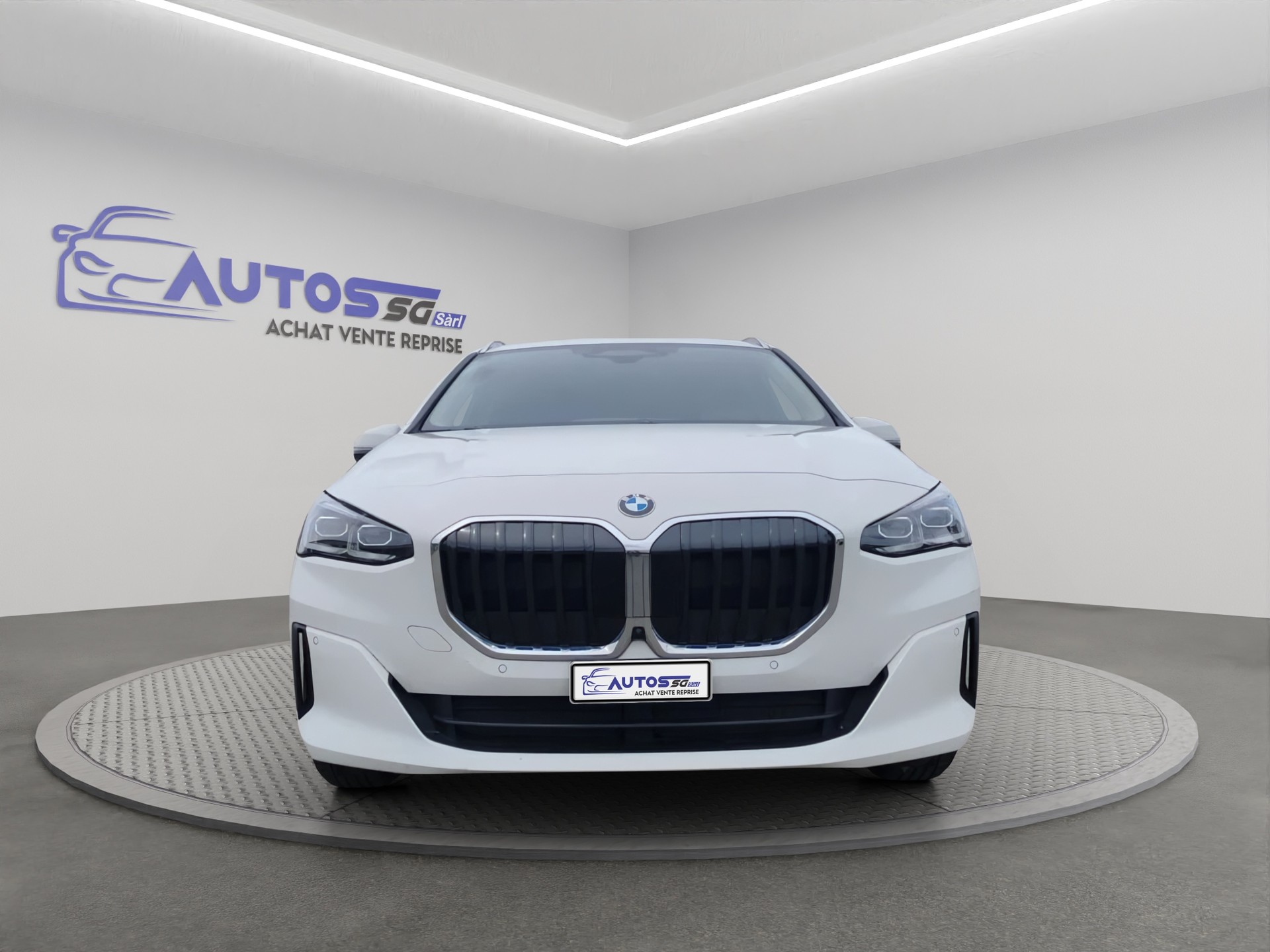 BMW 223d Active Tourer xDrive DKG-image-2