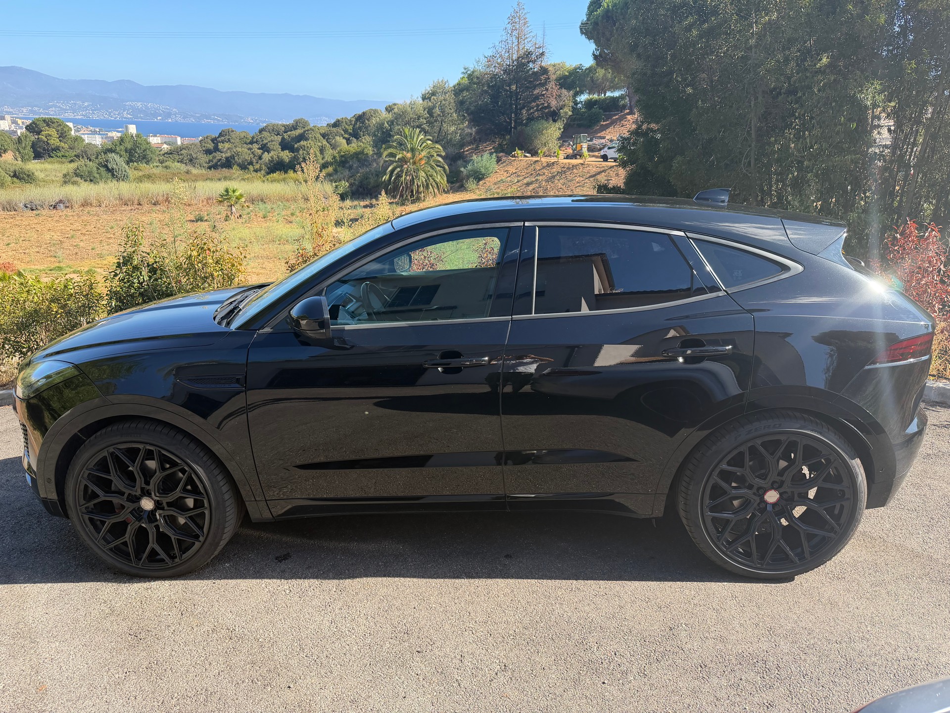 JAGUAR 2.0 D 240 S AWD-image-1