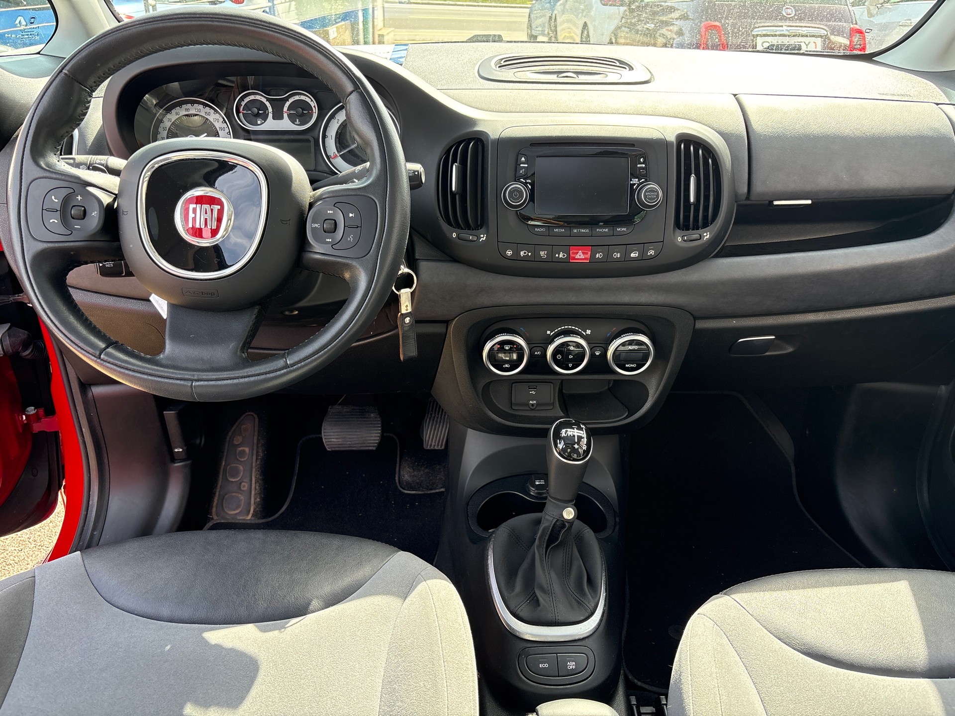 FIAT 500L Living 1.3 JTD Lounge Dualogic-image-7