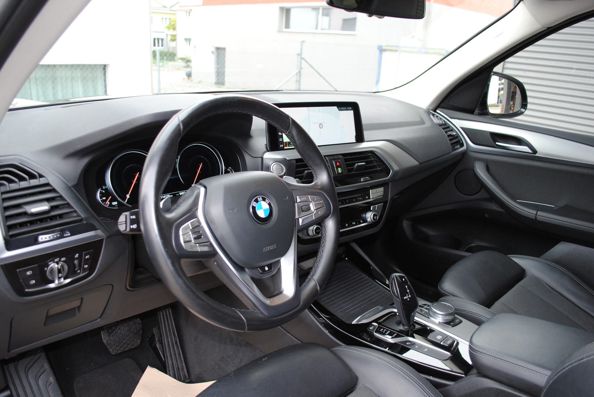 BMW X3 xDrive 20i xLine Steptronic-image-11