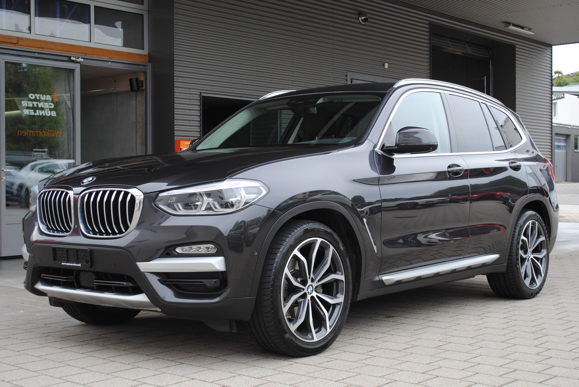 BMW X3 xDrive 20i xLine Steptronic-image-0