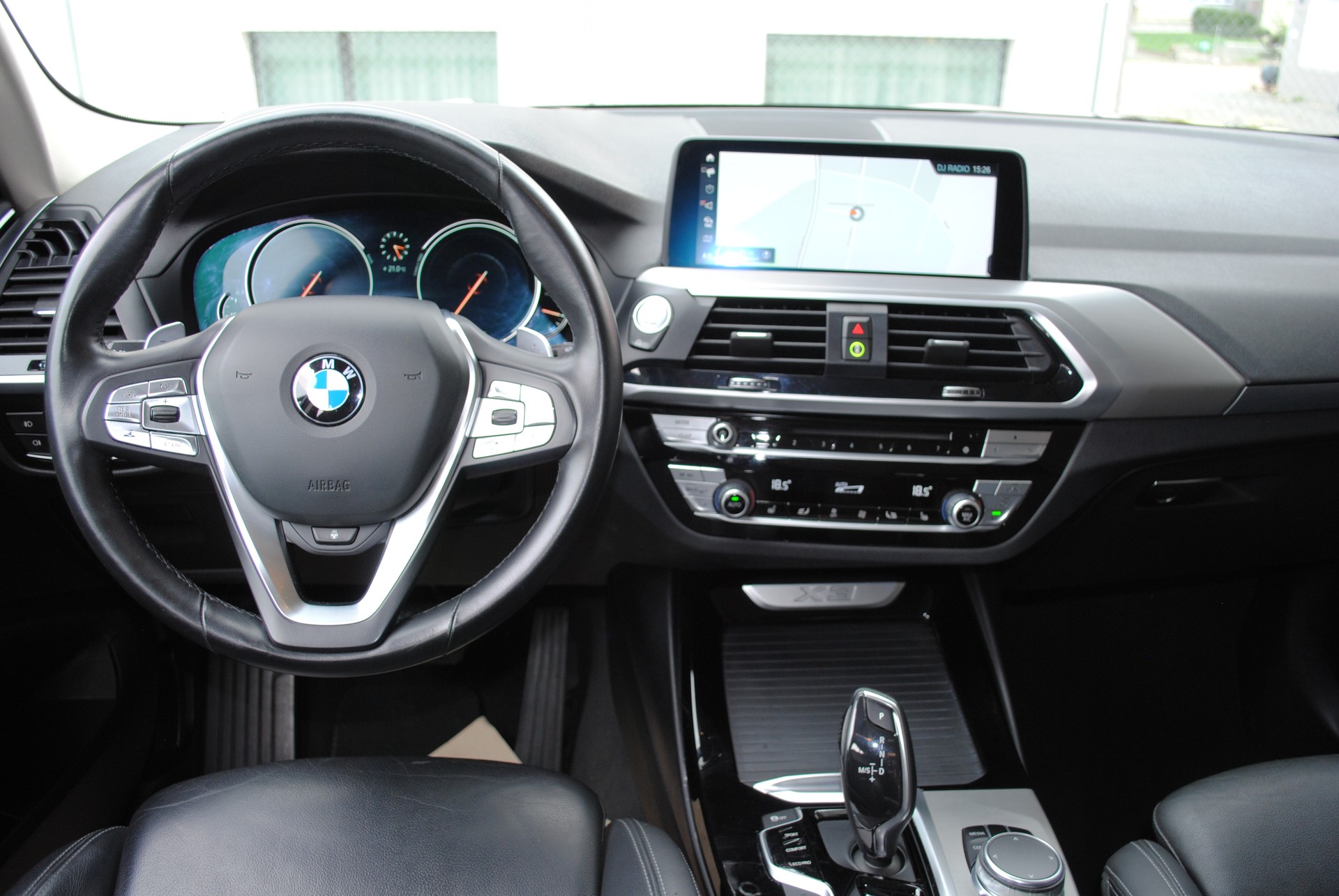 BMW X3 xDrive 20i xLine Steptronic-image-12