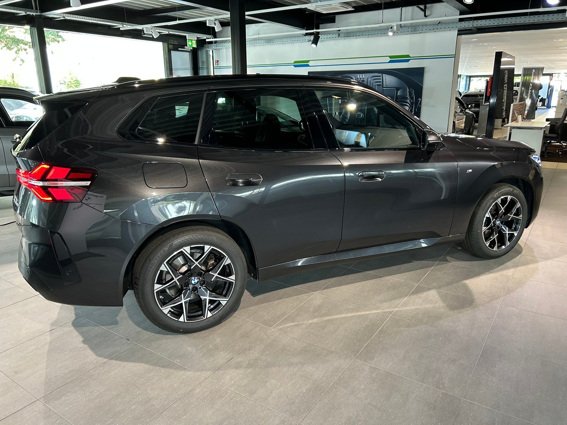 BMW X3 xDrive 48V 20d M Sport-image-12