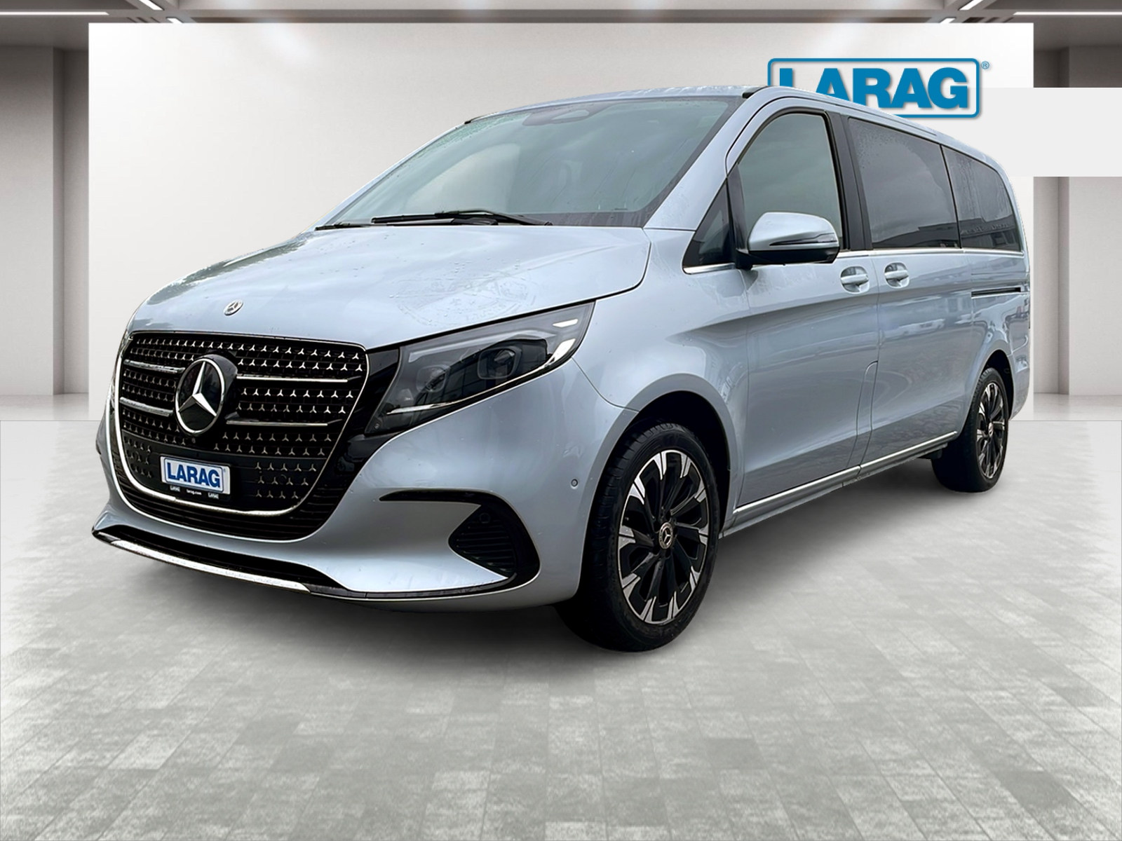 MERCEDES-BENZ V 300 AVANTGARDE 3200mm L-image-0
