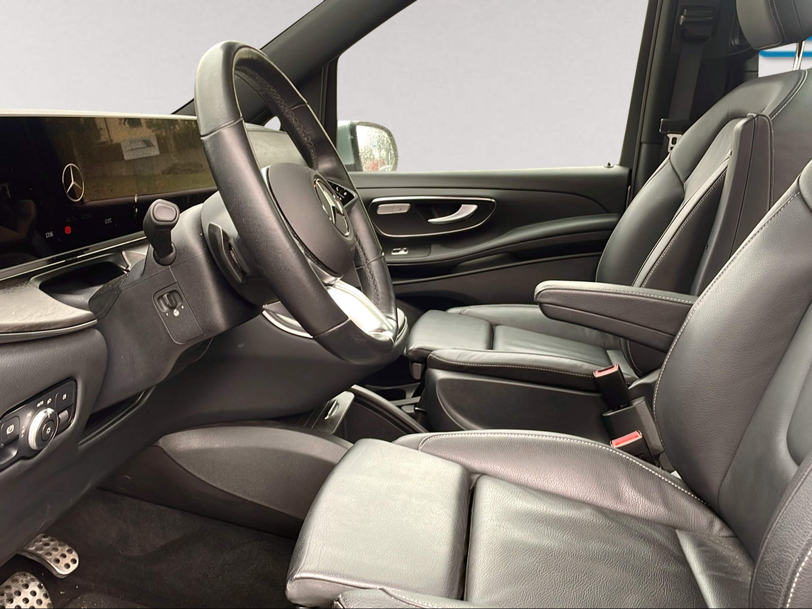 MERCEDES-BENZ V 300 AVANTGARDE 3200mm L-image-4