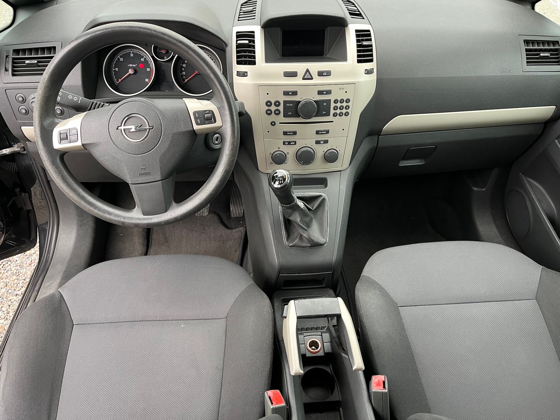 OPEL Zafira 1.7 CDTI Enjoy-image-13