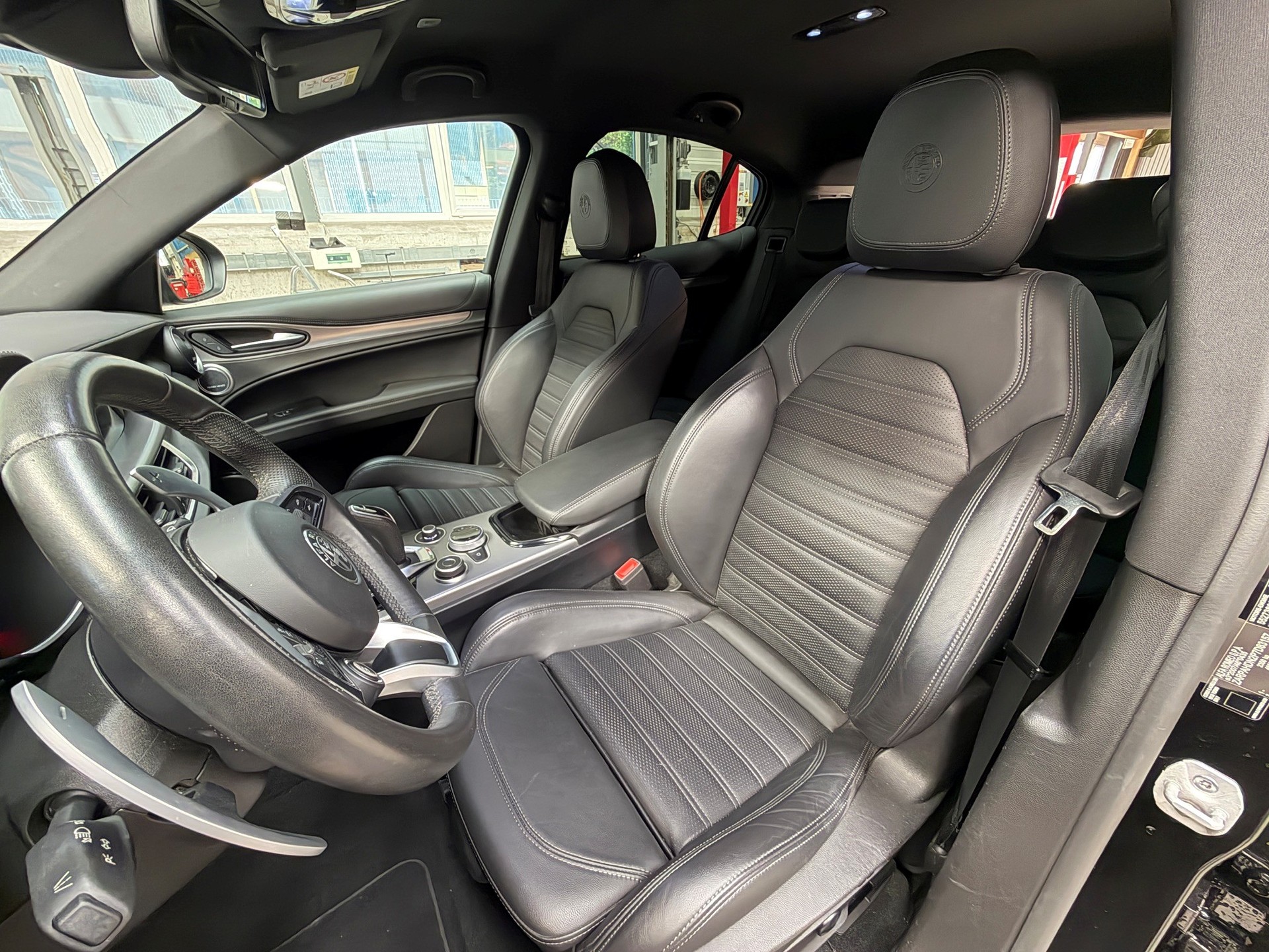 ALFA ROMEO Stelvio 2.0 Veloce Pack Tow HookQ4 AT8-image-11