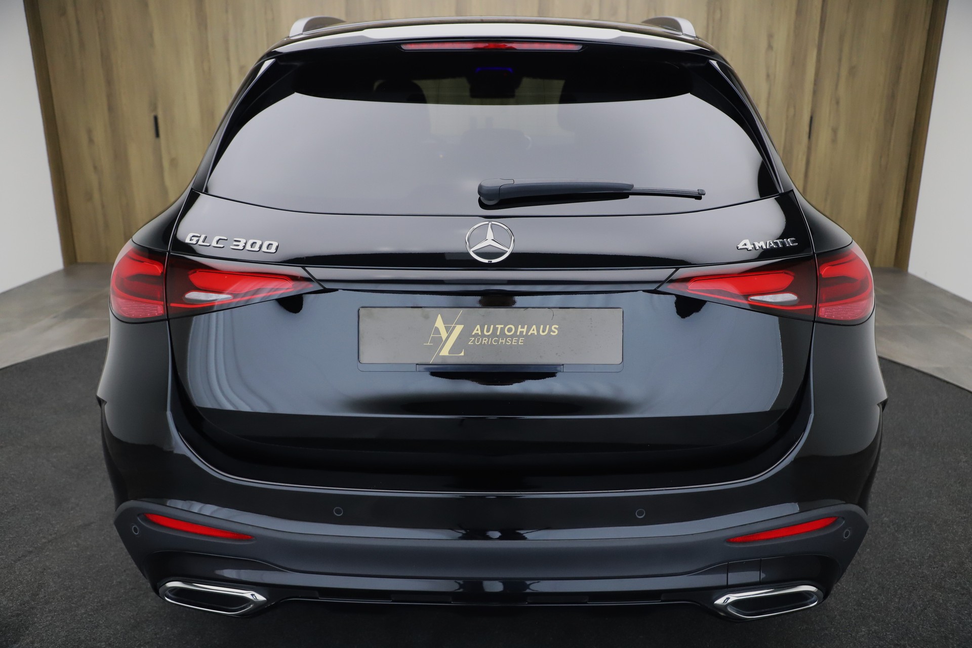 MERCEDES-BENZ GLC 300 d 4Matic 9G-Tronic AMG Line Advance Plus und Night Paket-image-3