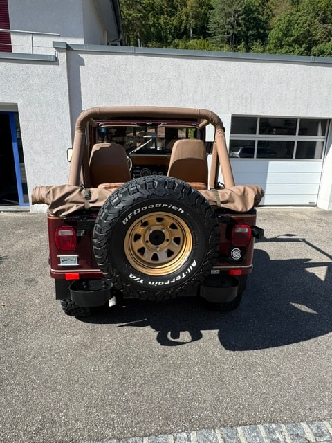 JEEP Jeep CJ 7 Golden Eagle-image-2