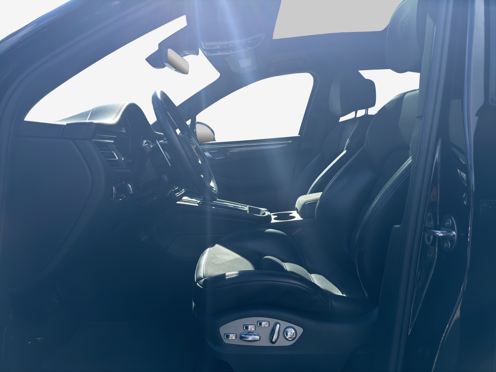 PORSCHE Macan GTS PDK-image-7