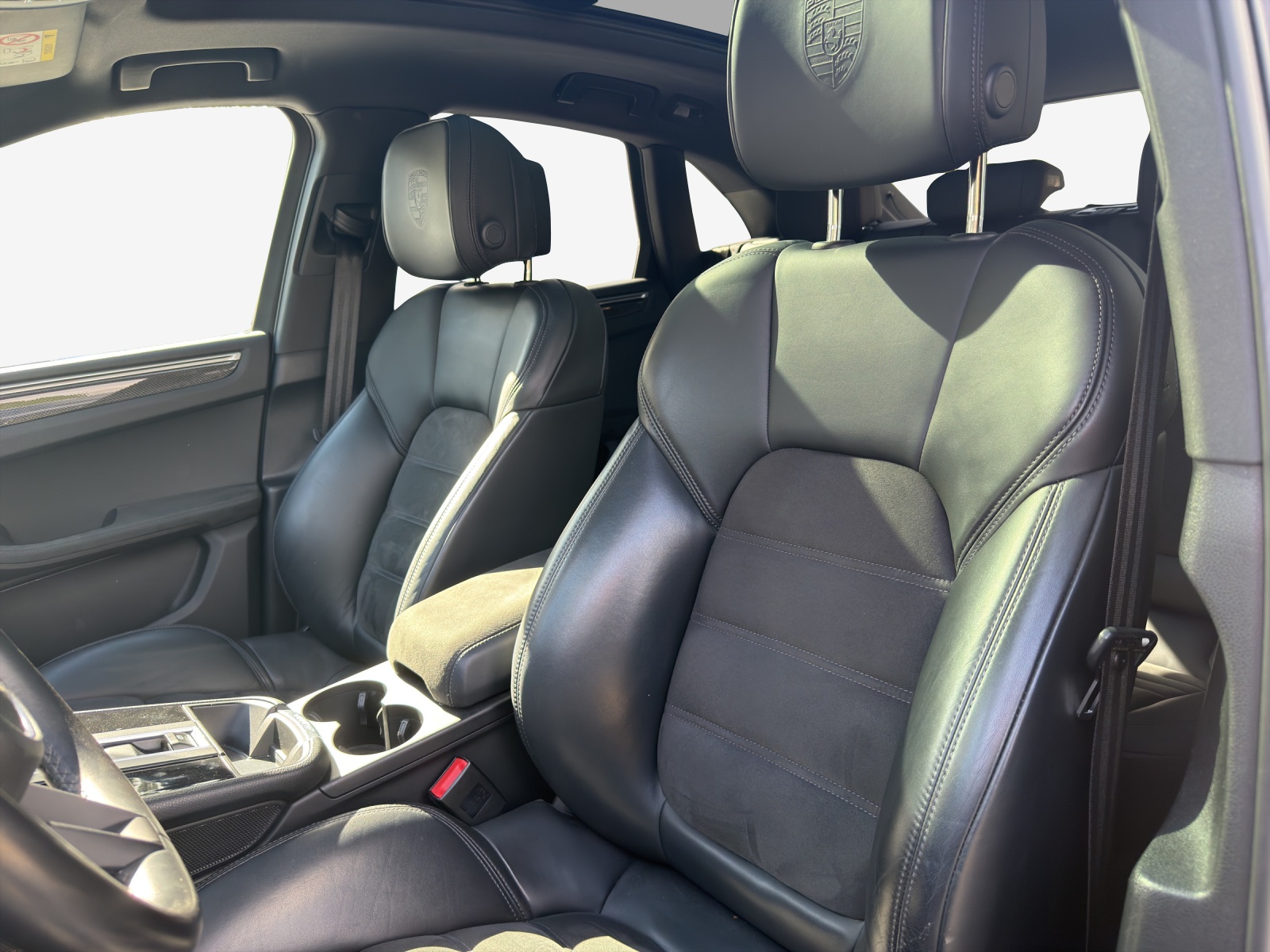 PORSCHE Macan GTS PDK-image-14