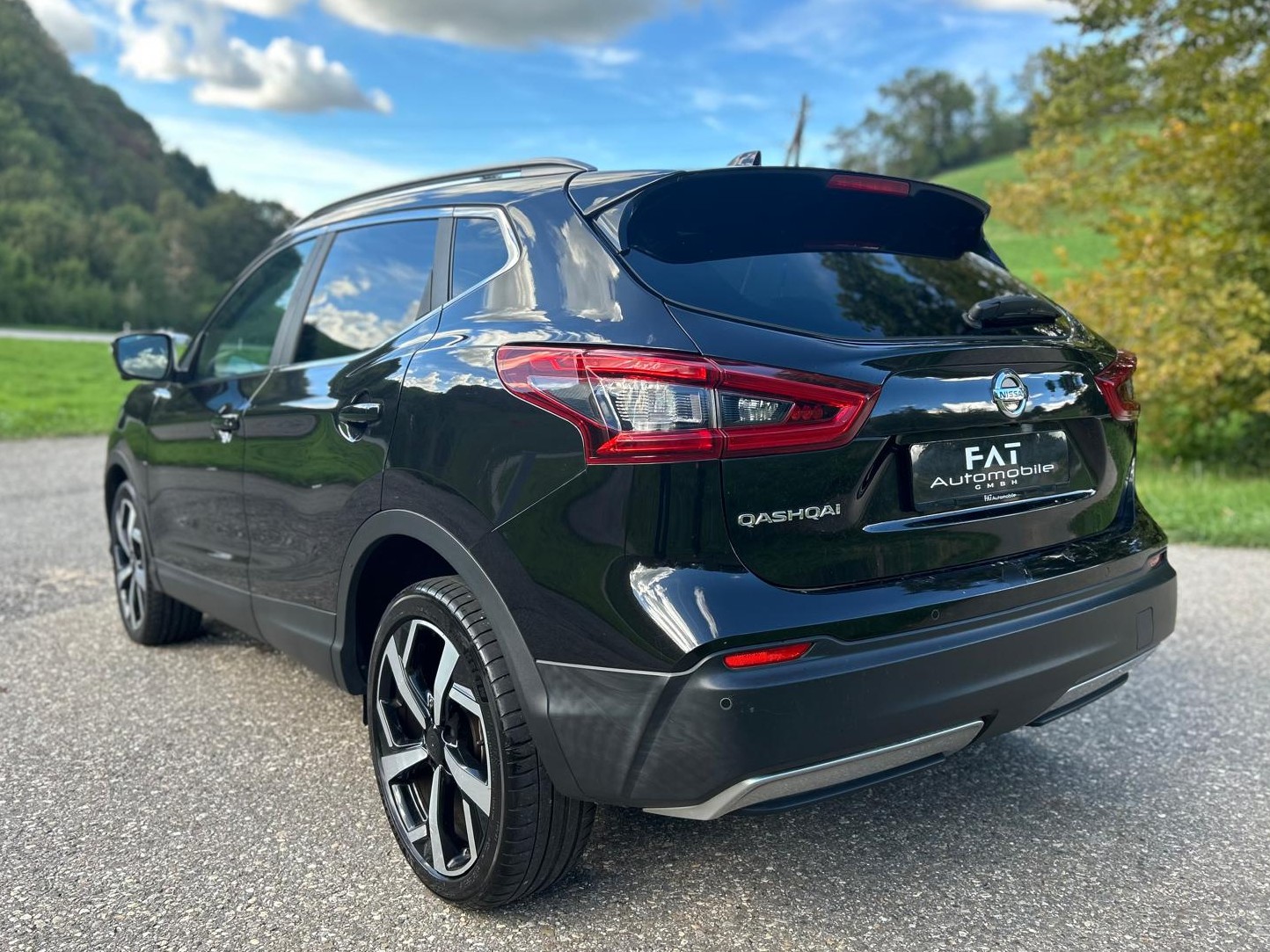NISSAN Qashqai 1.6 dCi tekna Xtronic CVT-image-2
